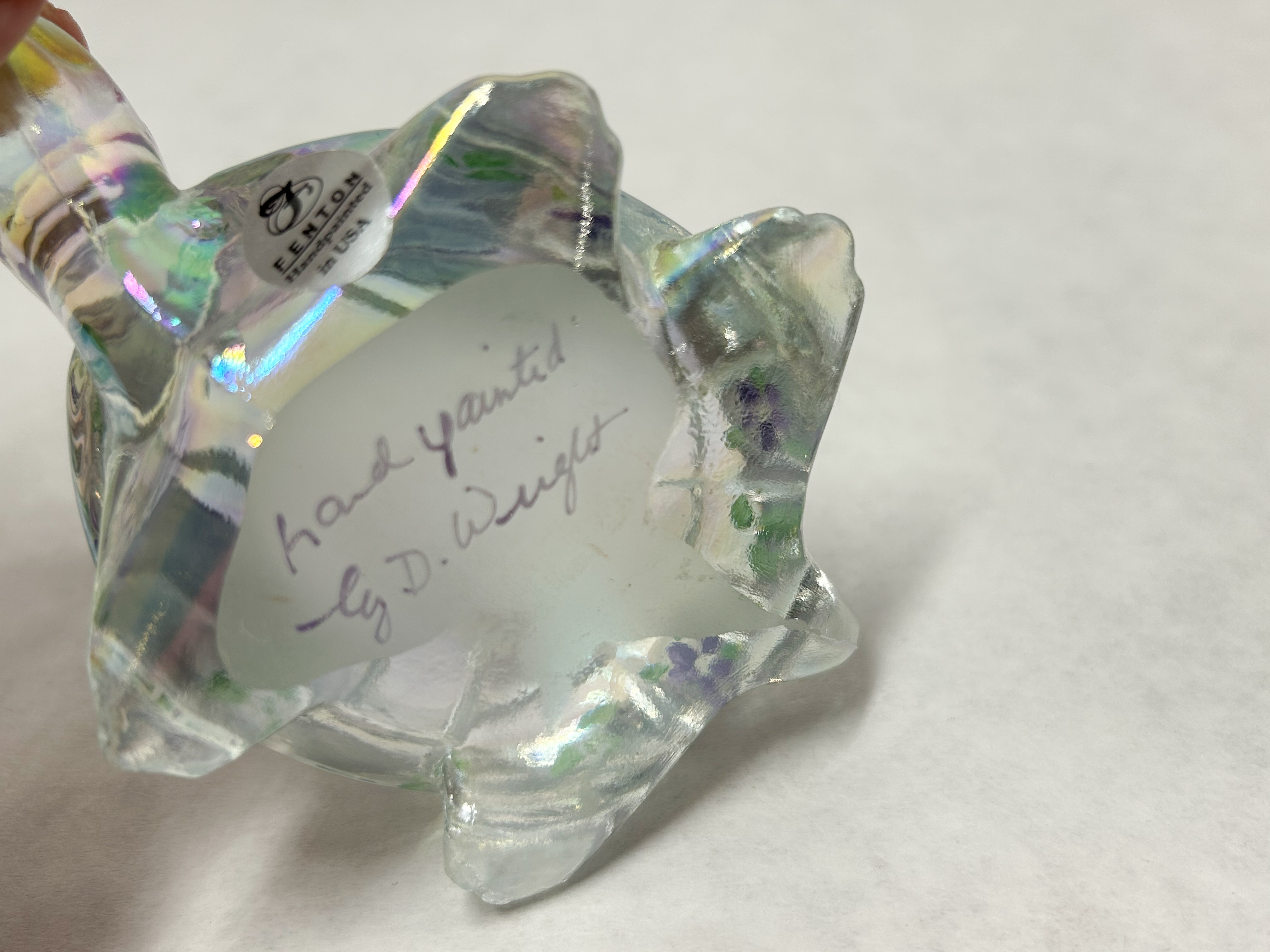 FENTON IRIDESCENT GLASS TURTLE FIGURINE