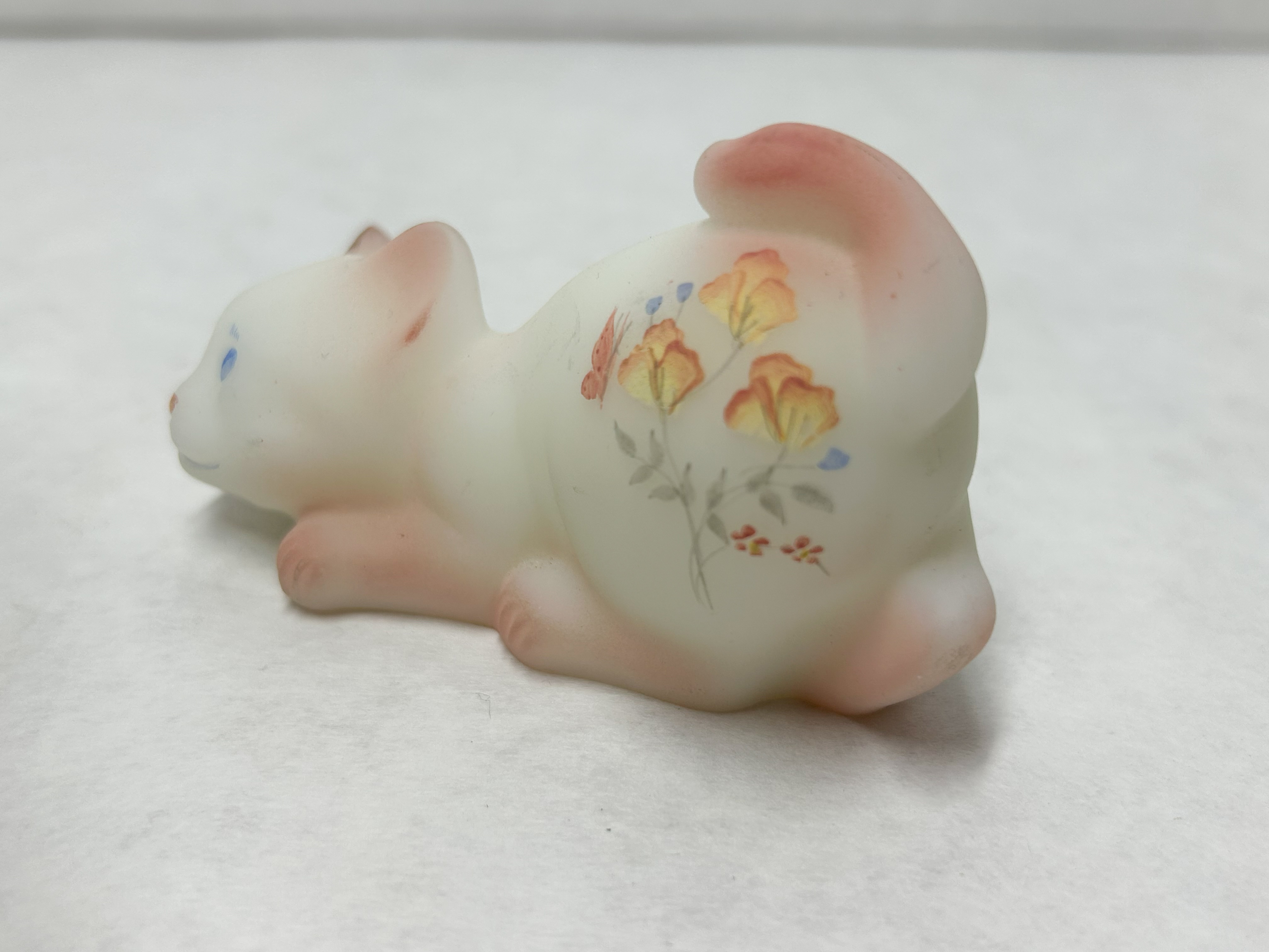 BURMESE SATIN GLASS POUNCING KITTEN