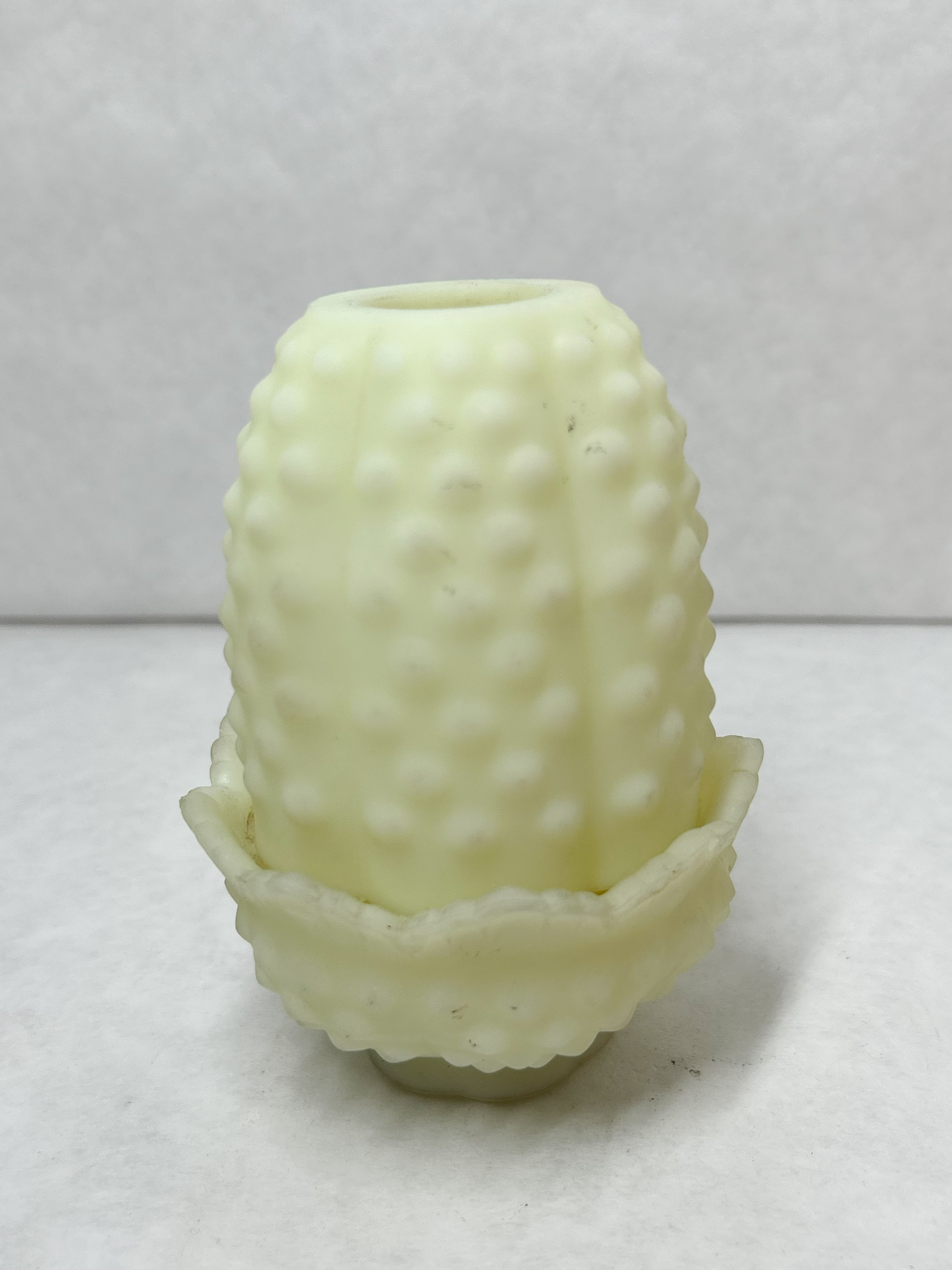 FENTON CUSTARD URANIUM GLASS HOBNAIL FAIRY LAMP