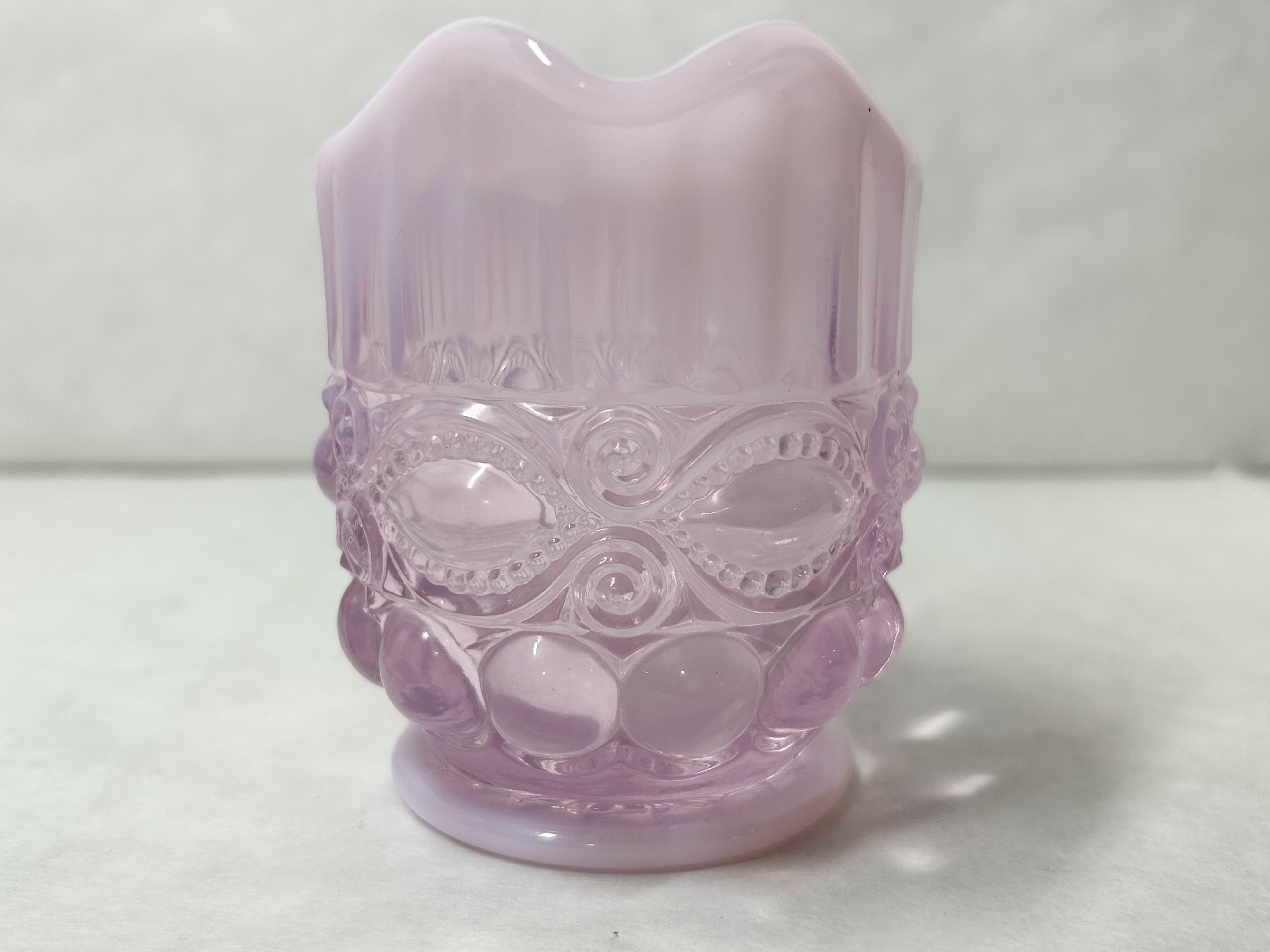MOSSER PINK SLAG GLASS EYEWINKER CREAMER