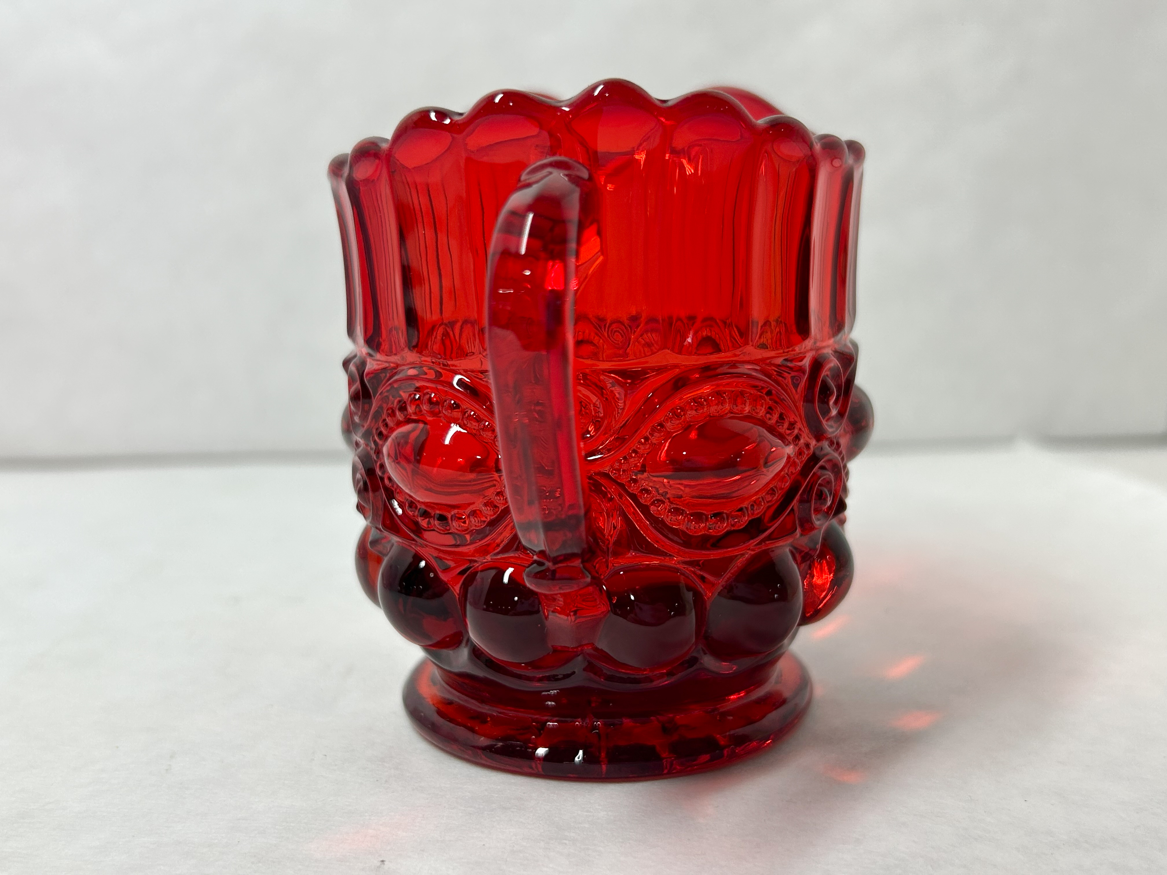 MOSSER RUBY RED EYE WINKER GLASS CREAMER
