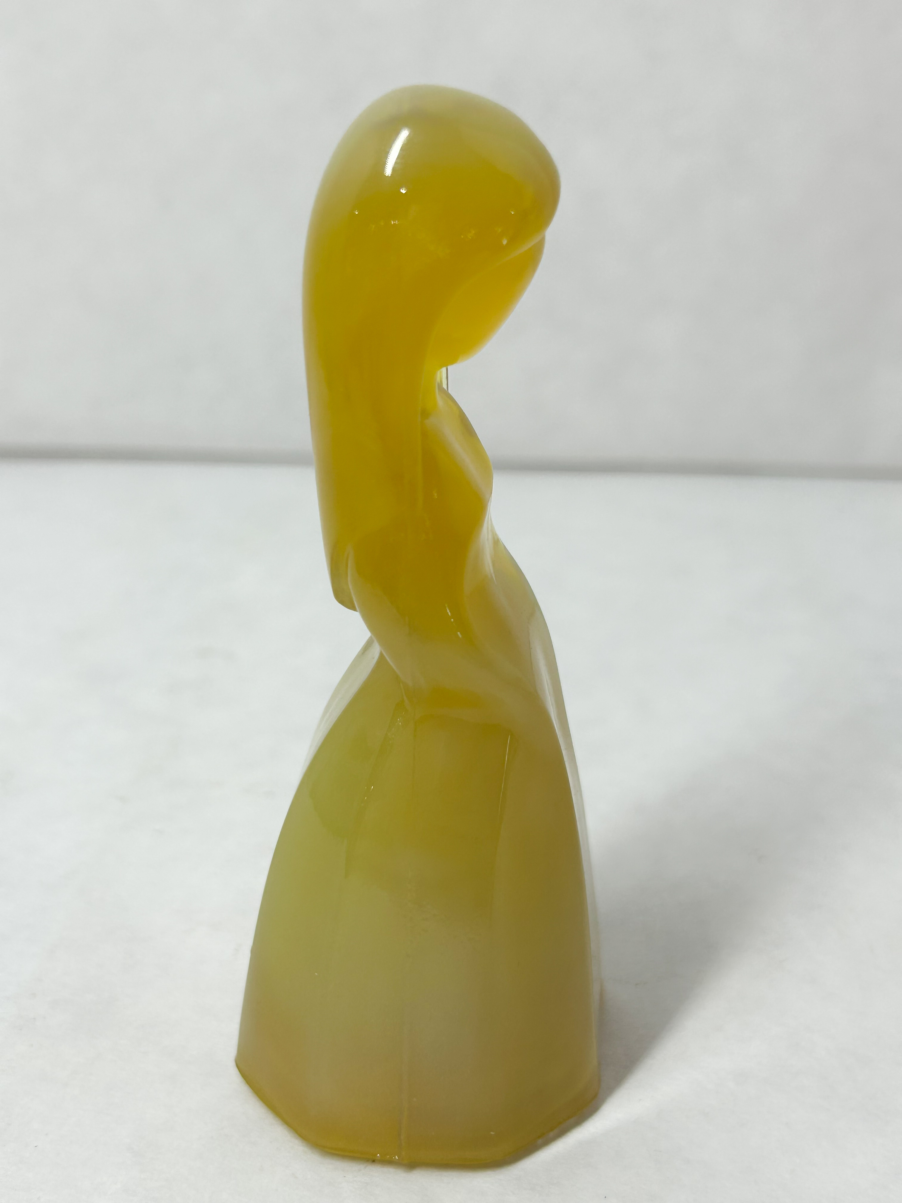 MOSSER AMBER URANIUM SLAG GLASS FIGURINE, 1980S