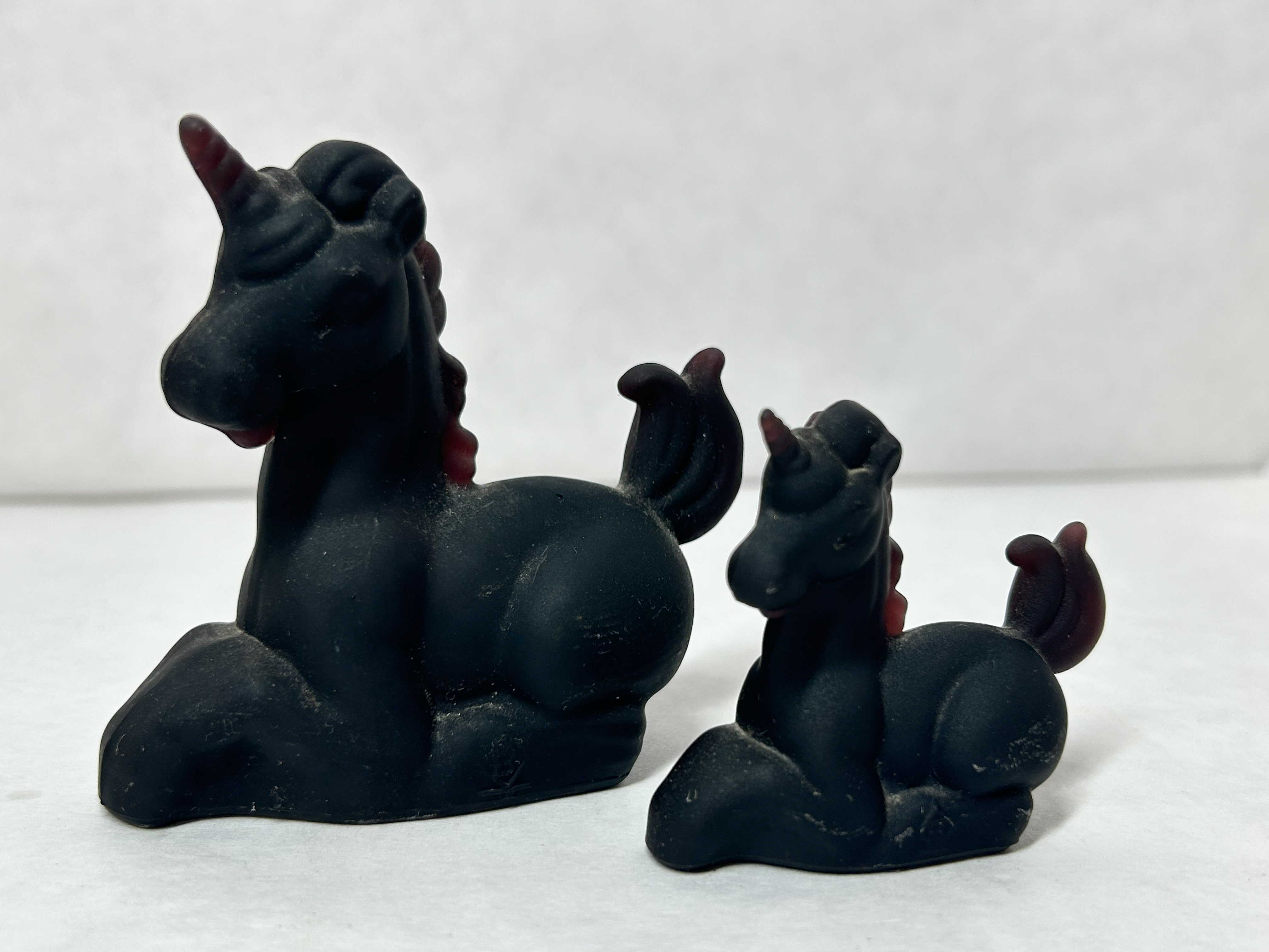 BOYD BLACK RUBY GLASS UNICORNS