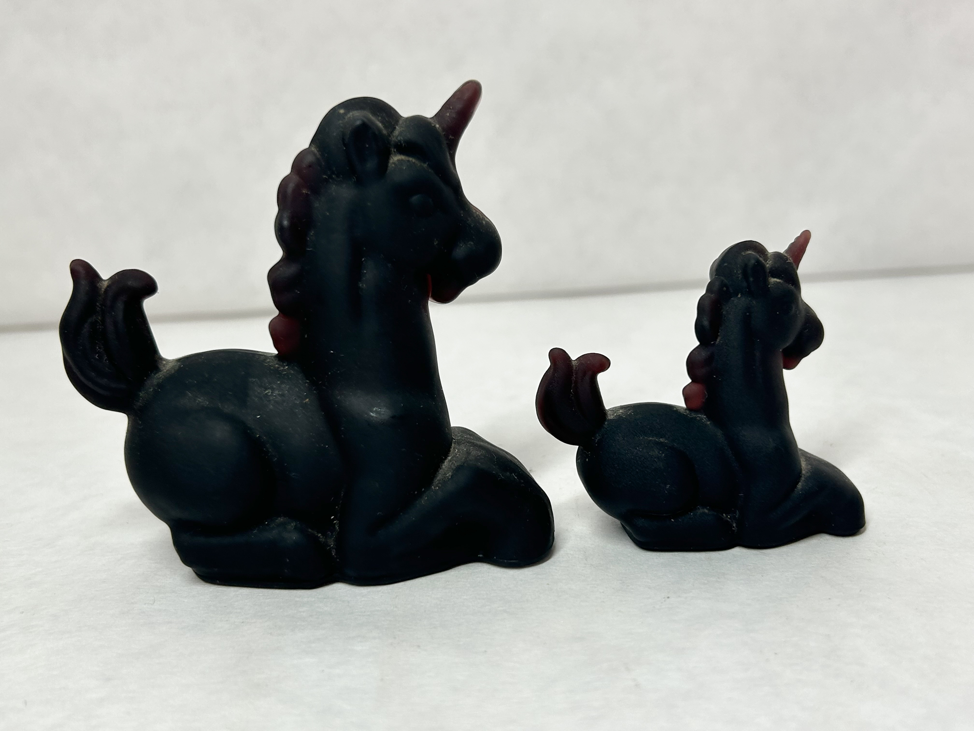 BOYD BLACK RUBY GLASS UNICORNS