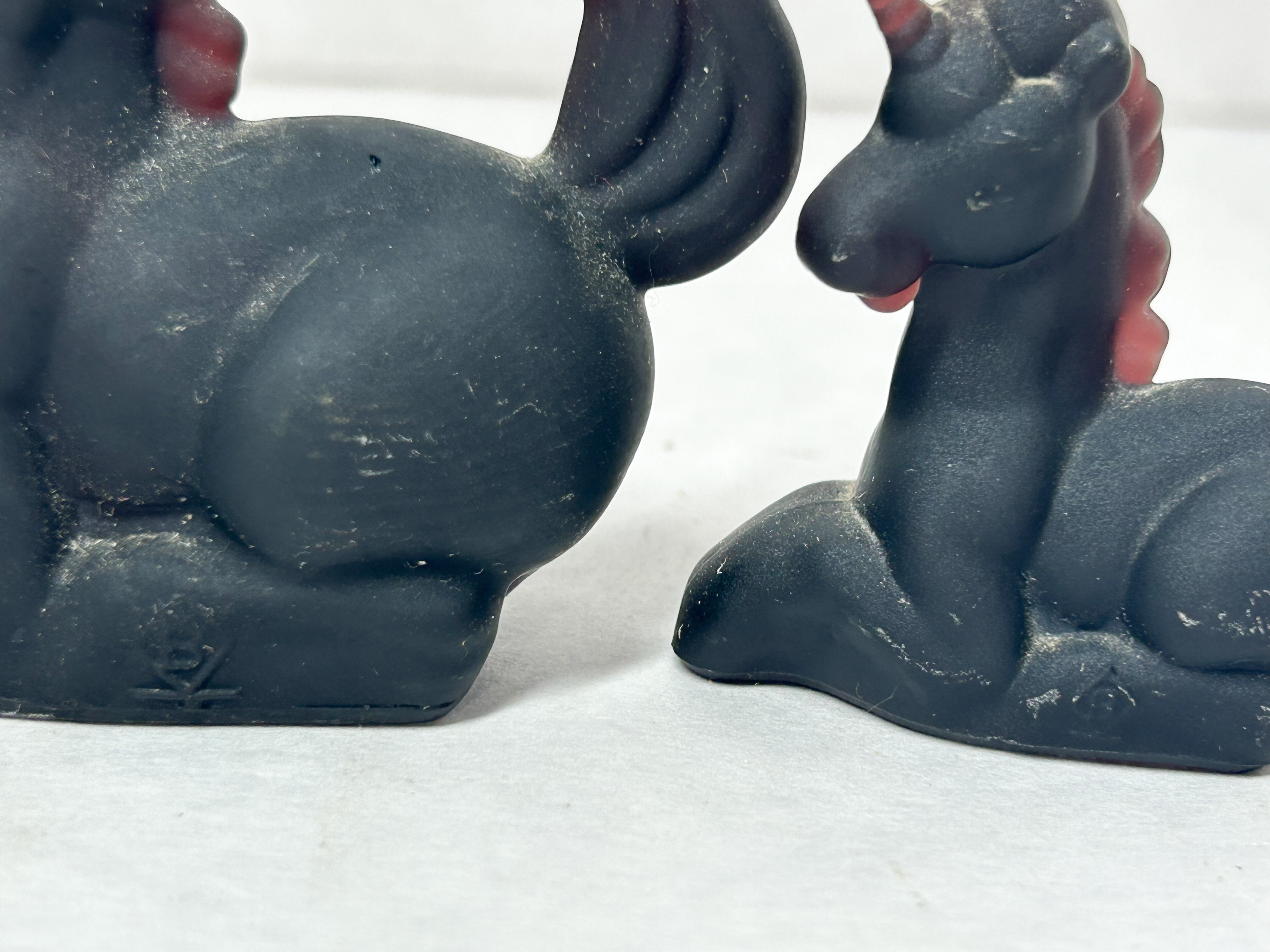 BOYD BLACK RUBY GLASS UNICORNS