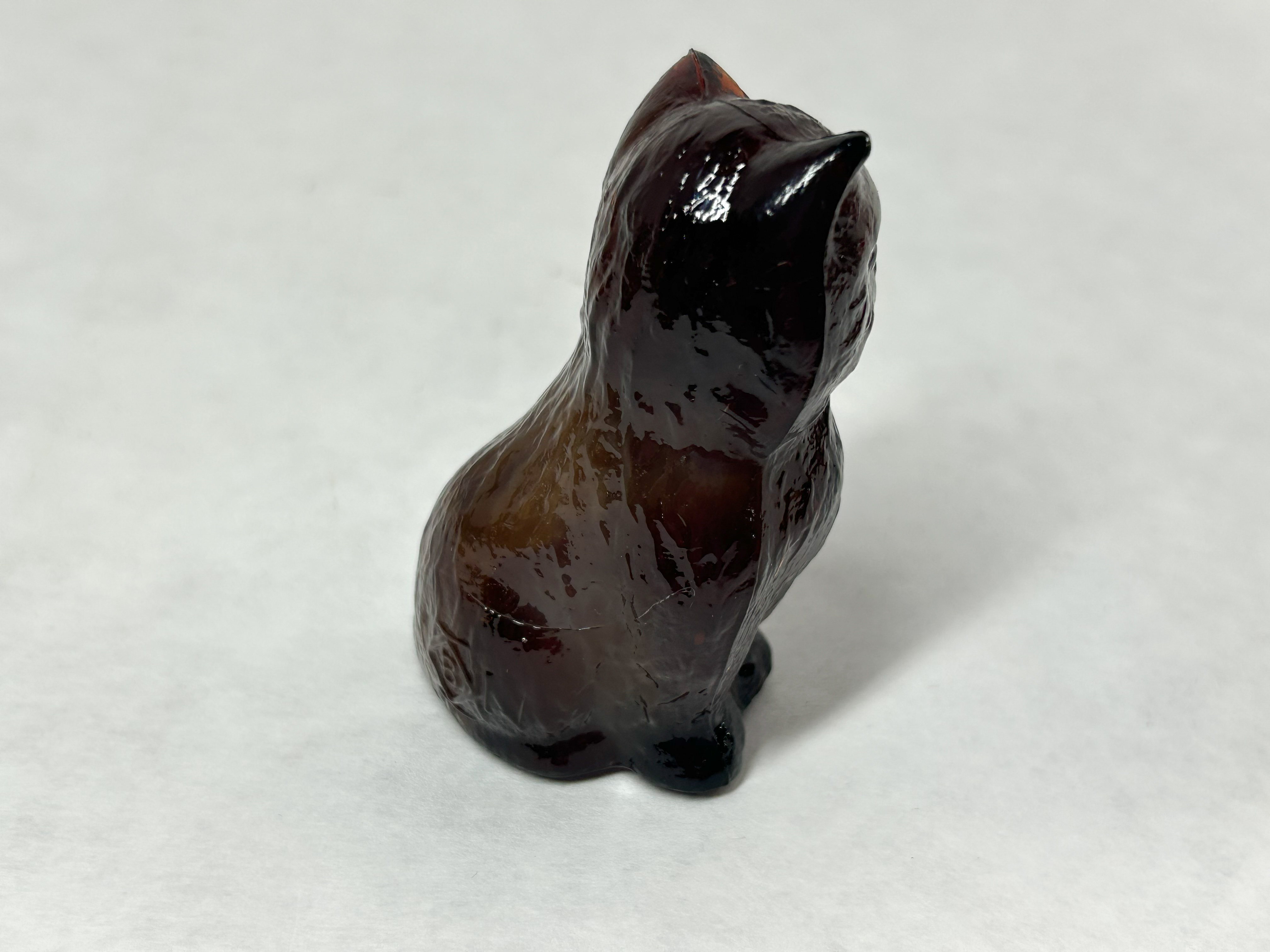 BOYD MISS COTTON DARK AMBER GLASS KITTEN