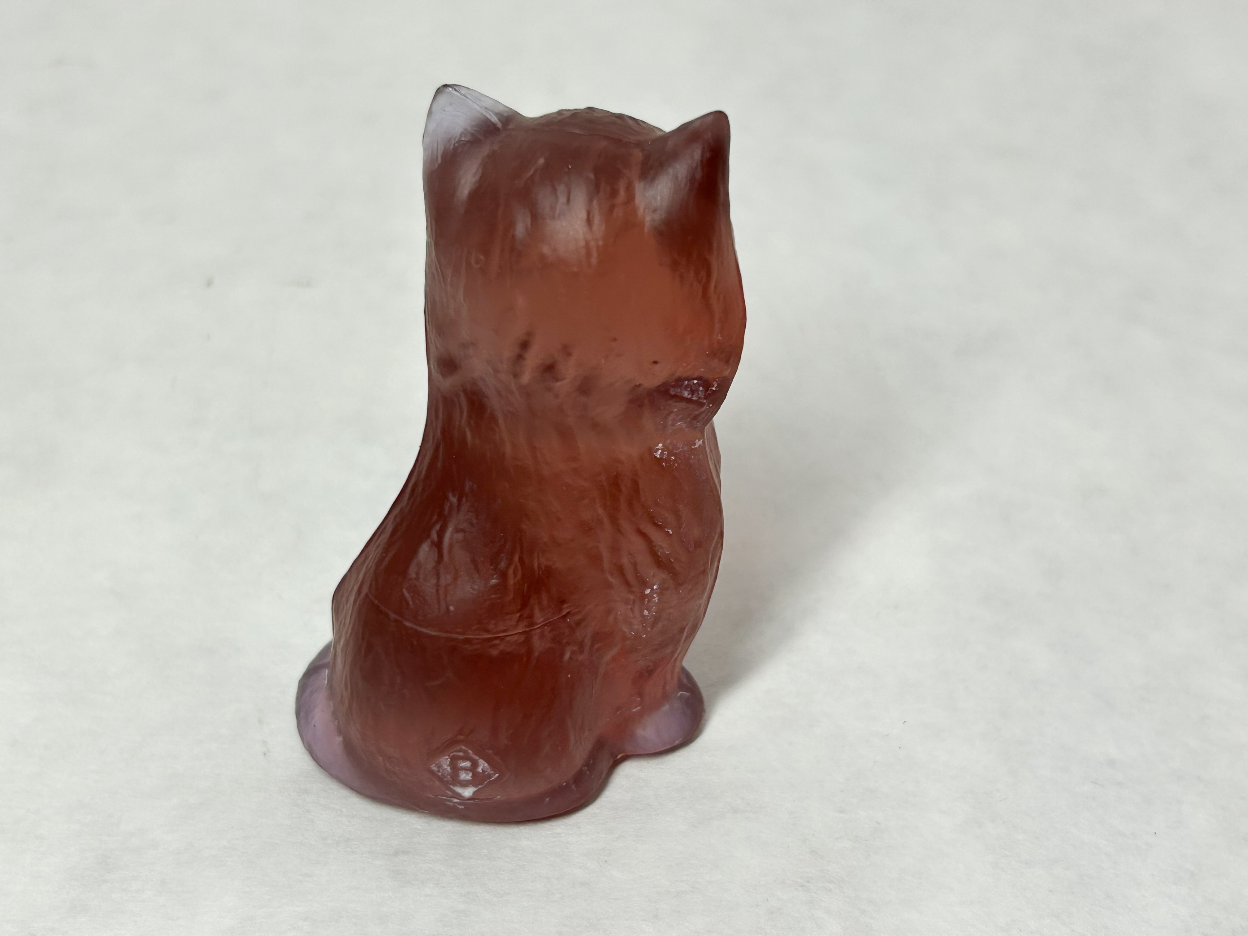 BOYD GLASS BURGUNDY SATIN KITTEN, 1978-1983