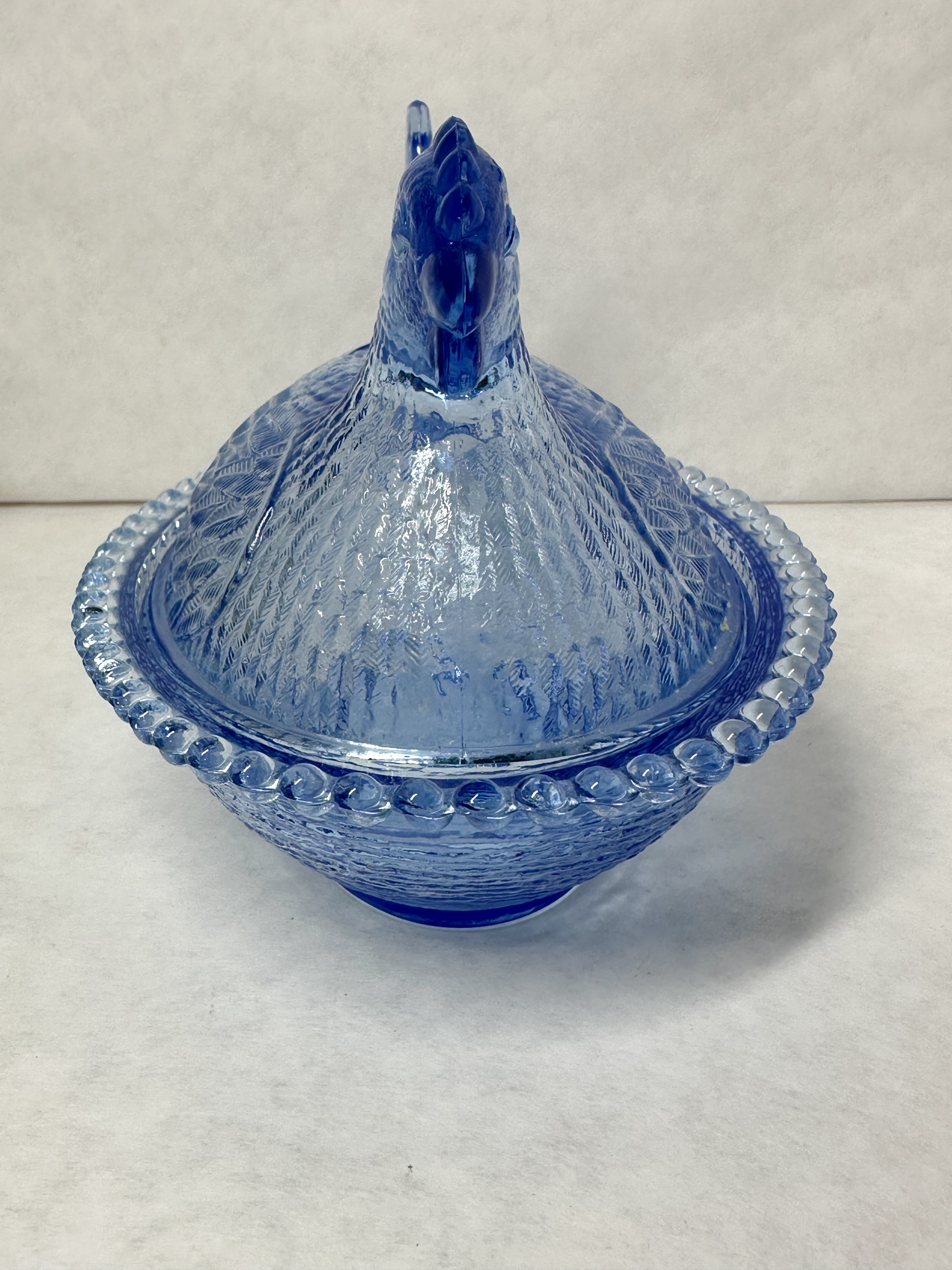 INDIANA GLASS BLUE HEN ON NEST, CIRCA 1970