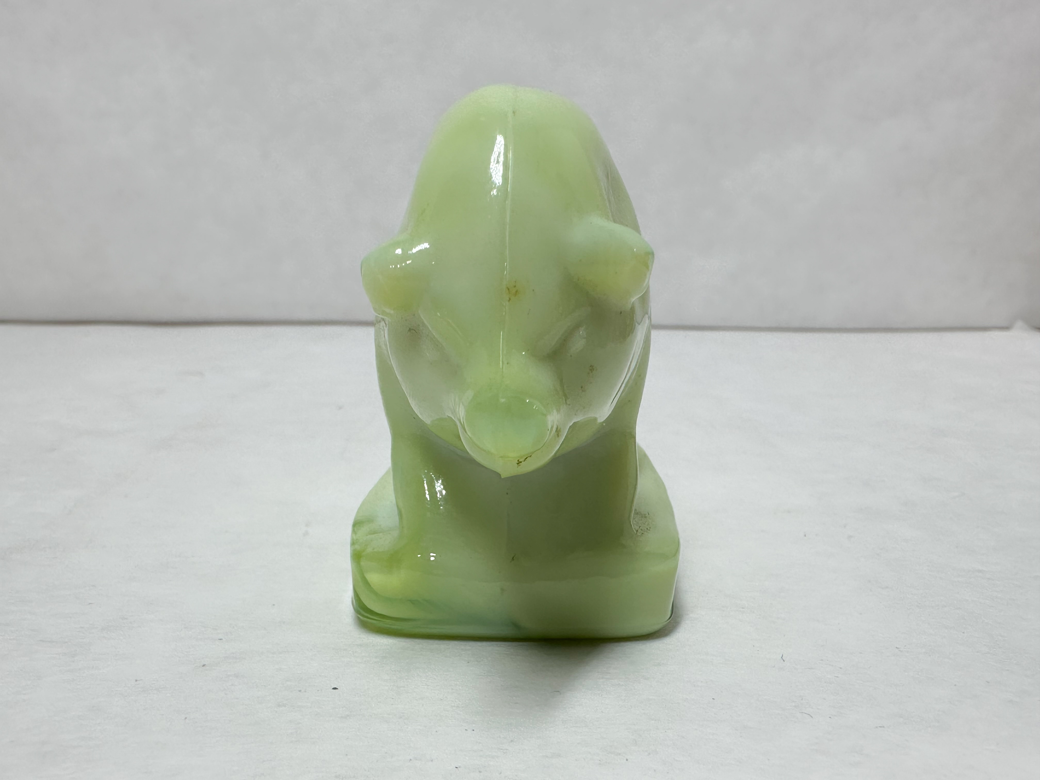 BOYD JADEITE GLASS SUEE PIG