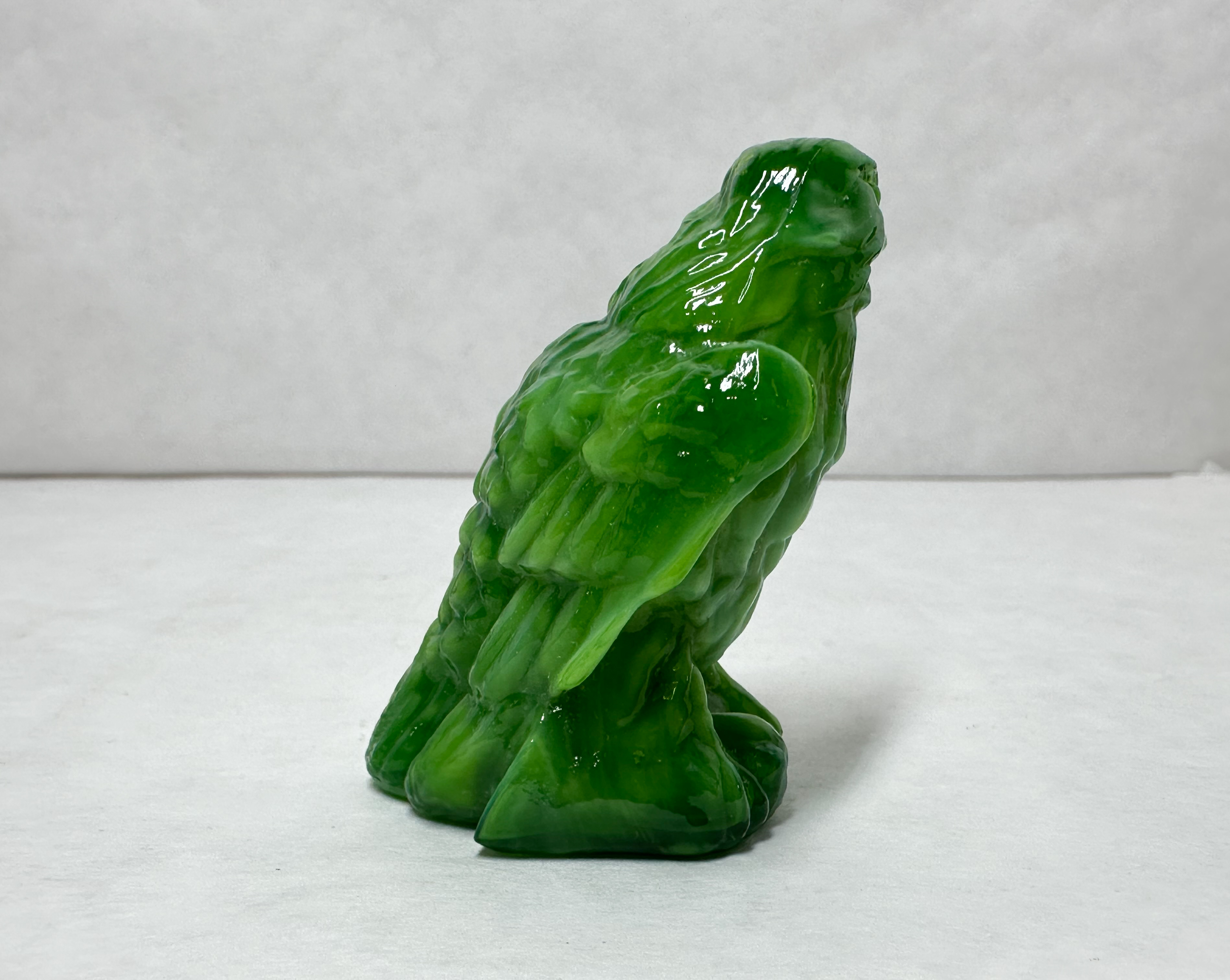 BOYD BERNIE THE EAGLE GREEN SLAG GLASS