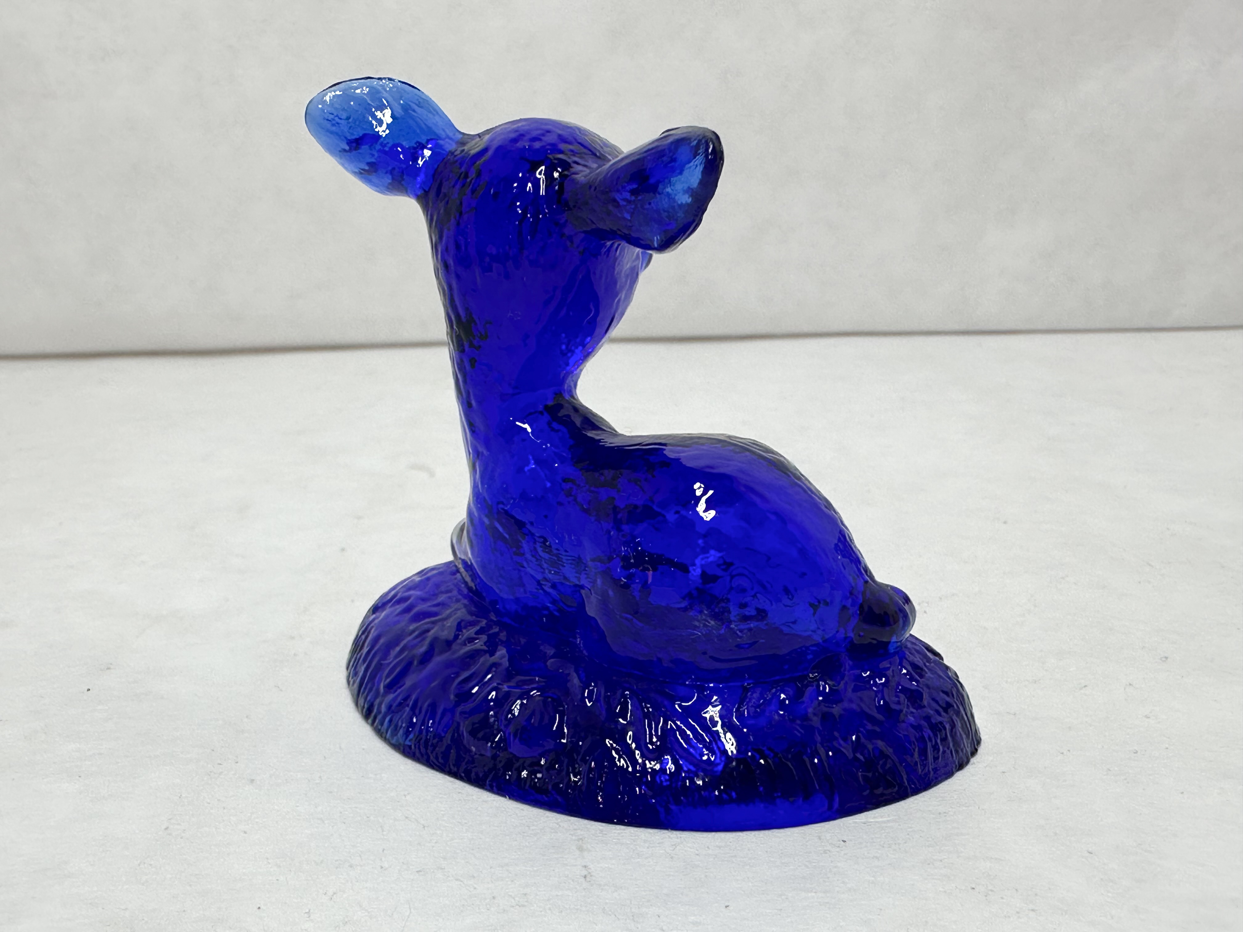 BOYD BINGO DEER COBALT BLUE GLASS, 1970S