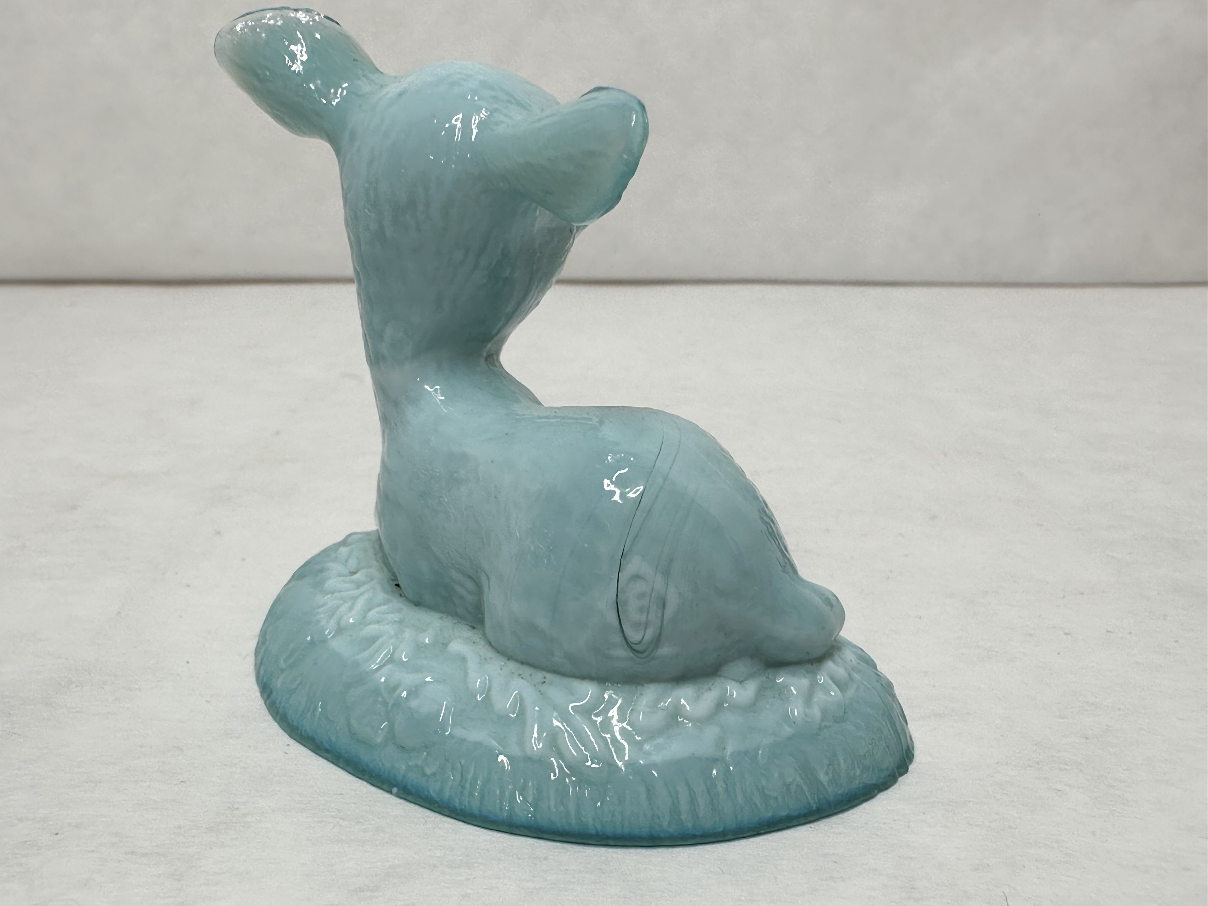 BOYD BINGO DEER BLUE SLAG GLASS
