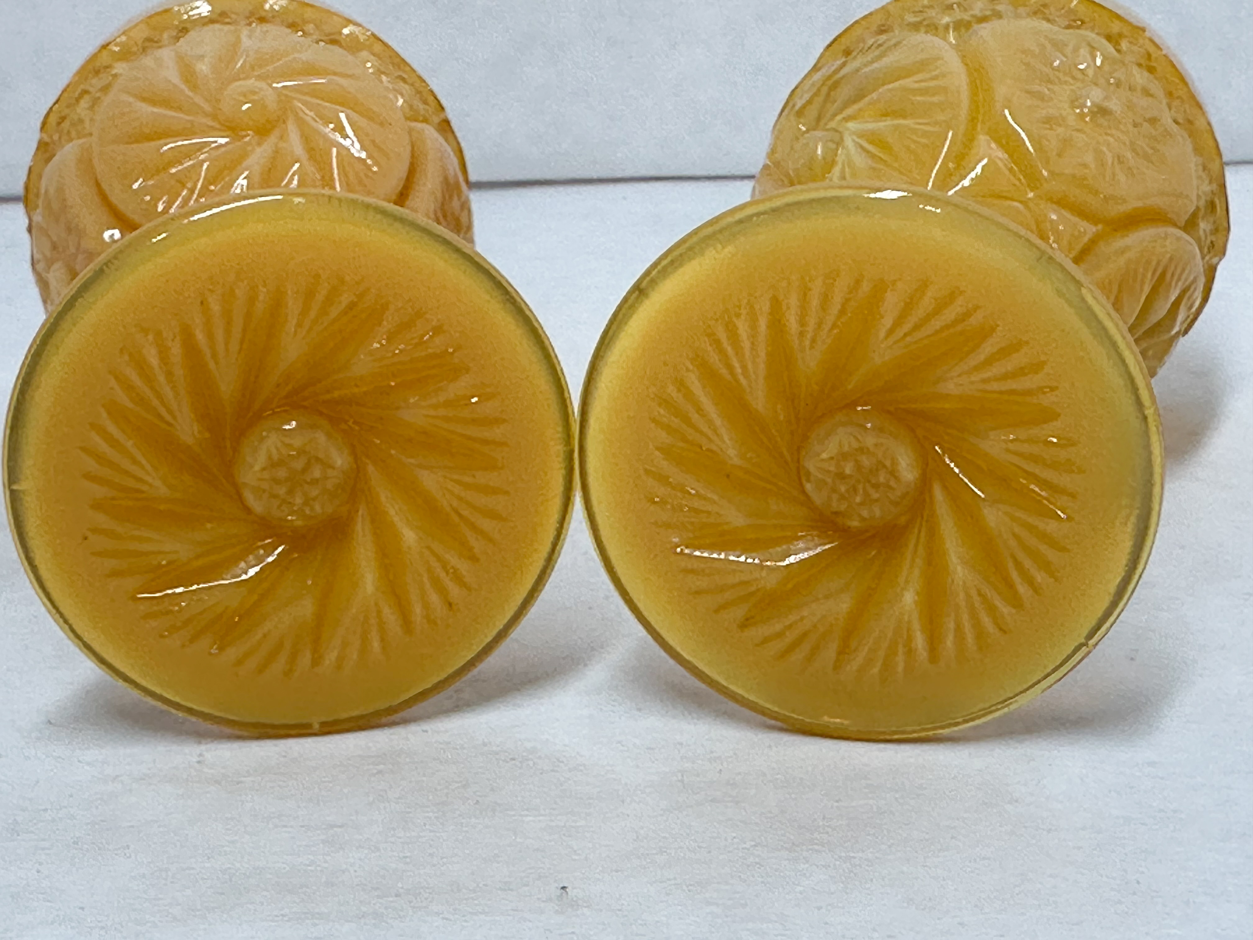 BOYD VINTAGE ORANGE GLASS GOBLETS