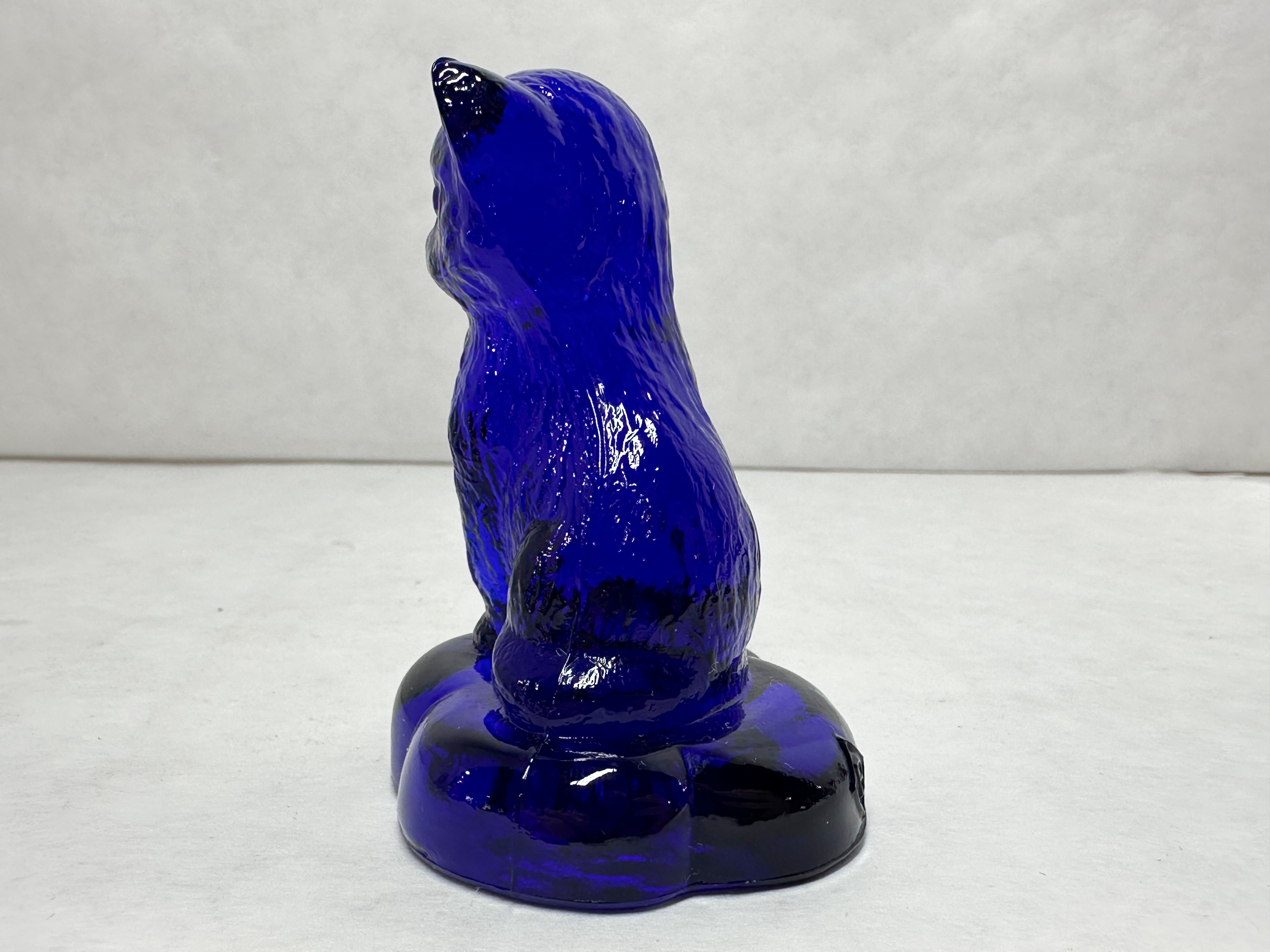 BOYD COBALT BLUE GLASS KITTEN, VINTAGE