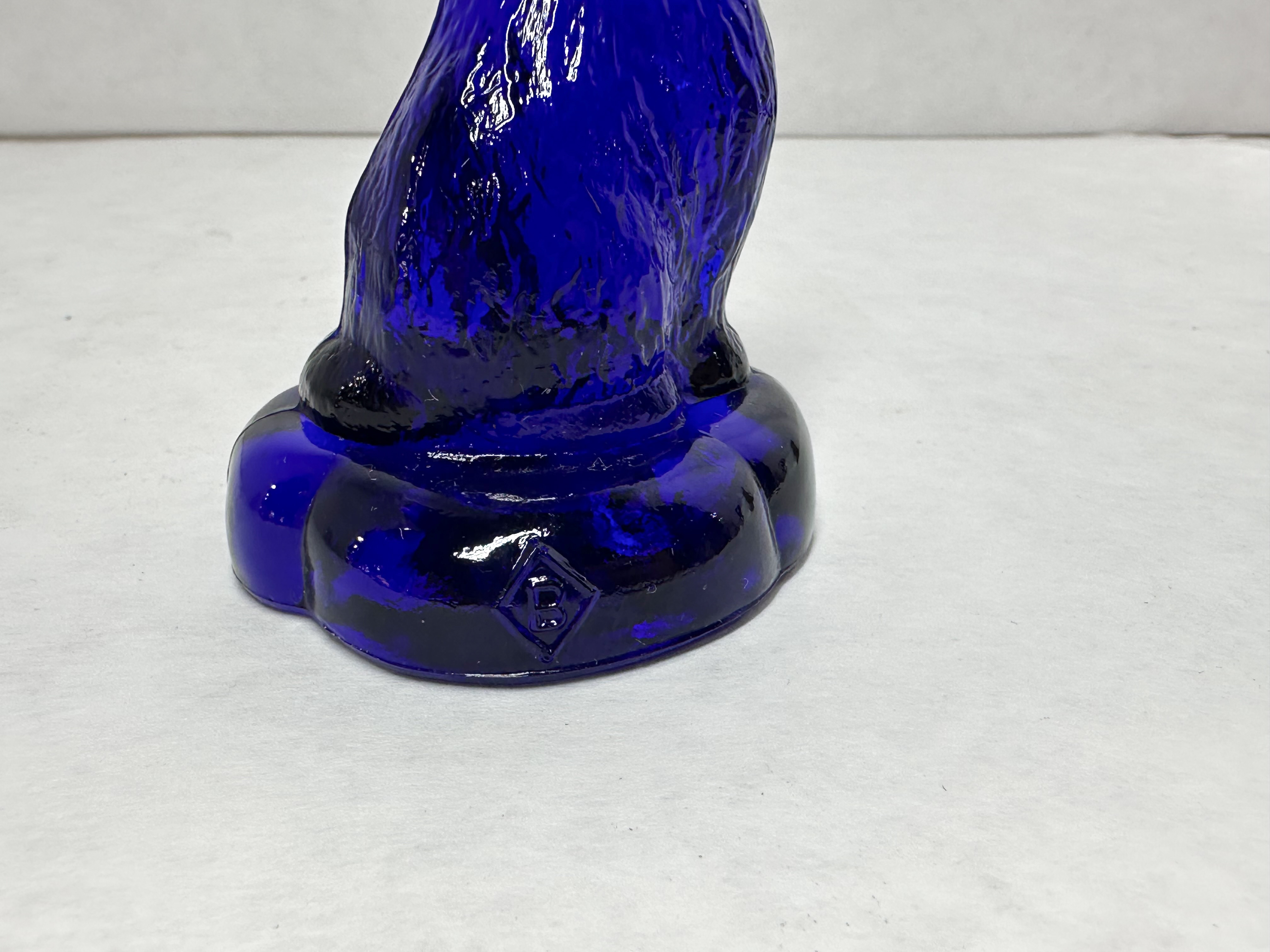 BOYD COBALT BLUE GLASS KITTEN, VINTAGE