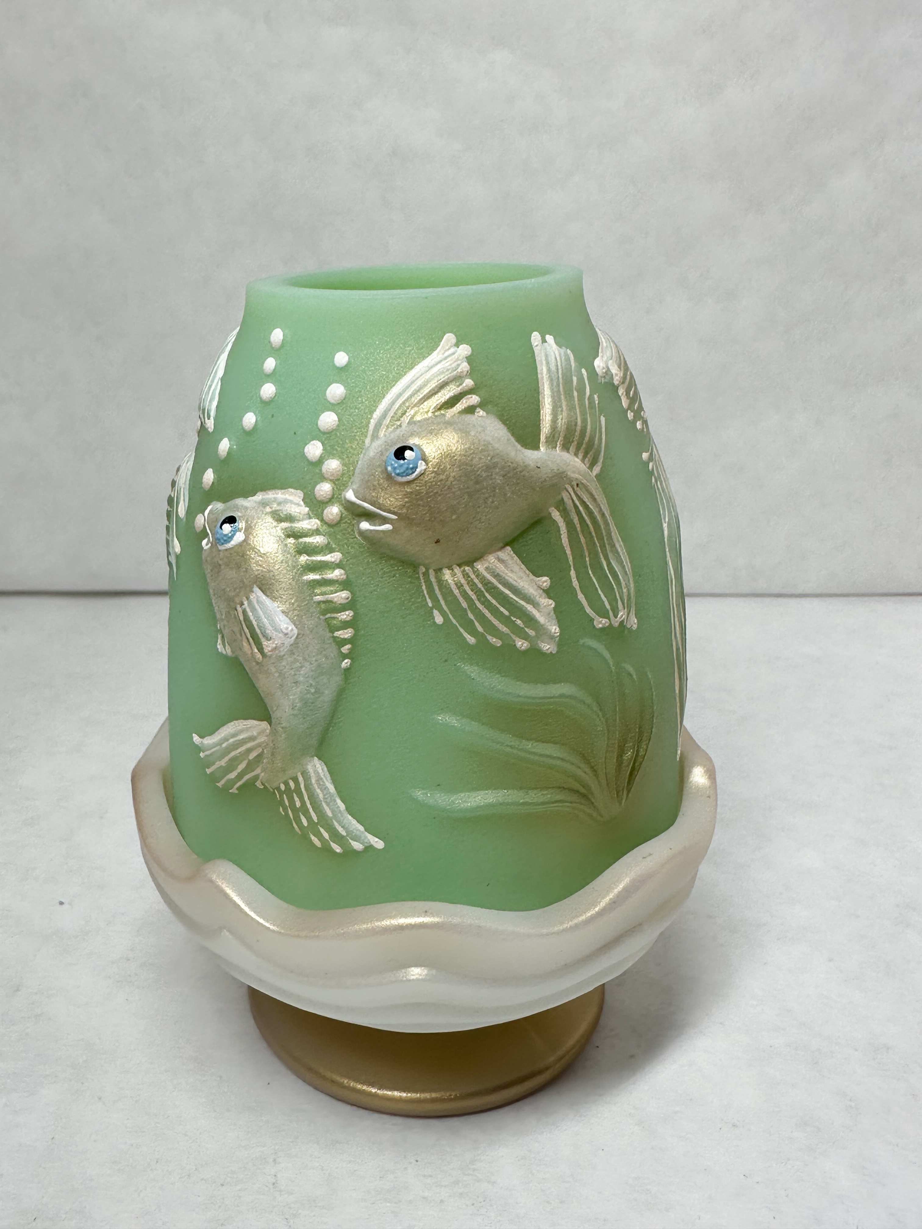 RARE FENTON GREEN GLASS FAIRY LAMP SPINDLER 2/5