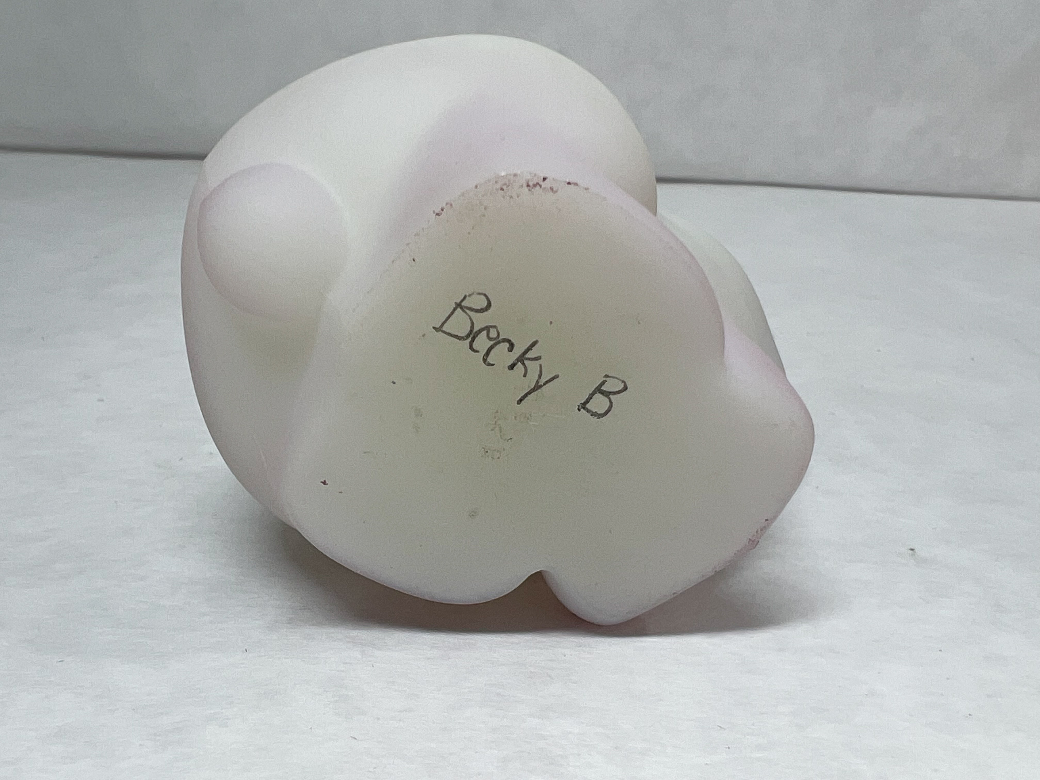 FENTON SIGNED FROSTED SATIN GLASS RABBIT