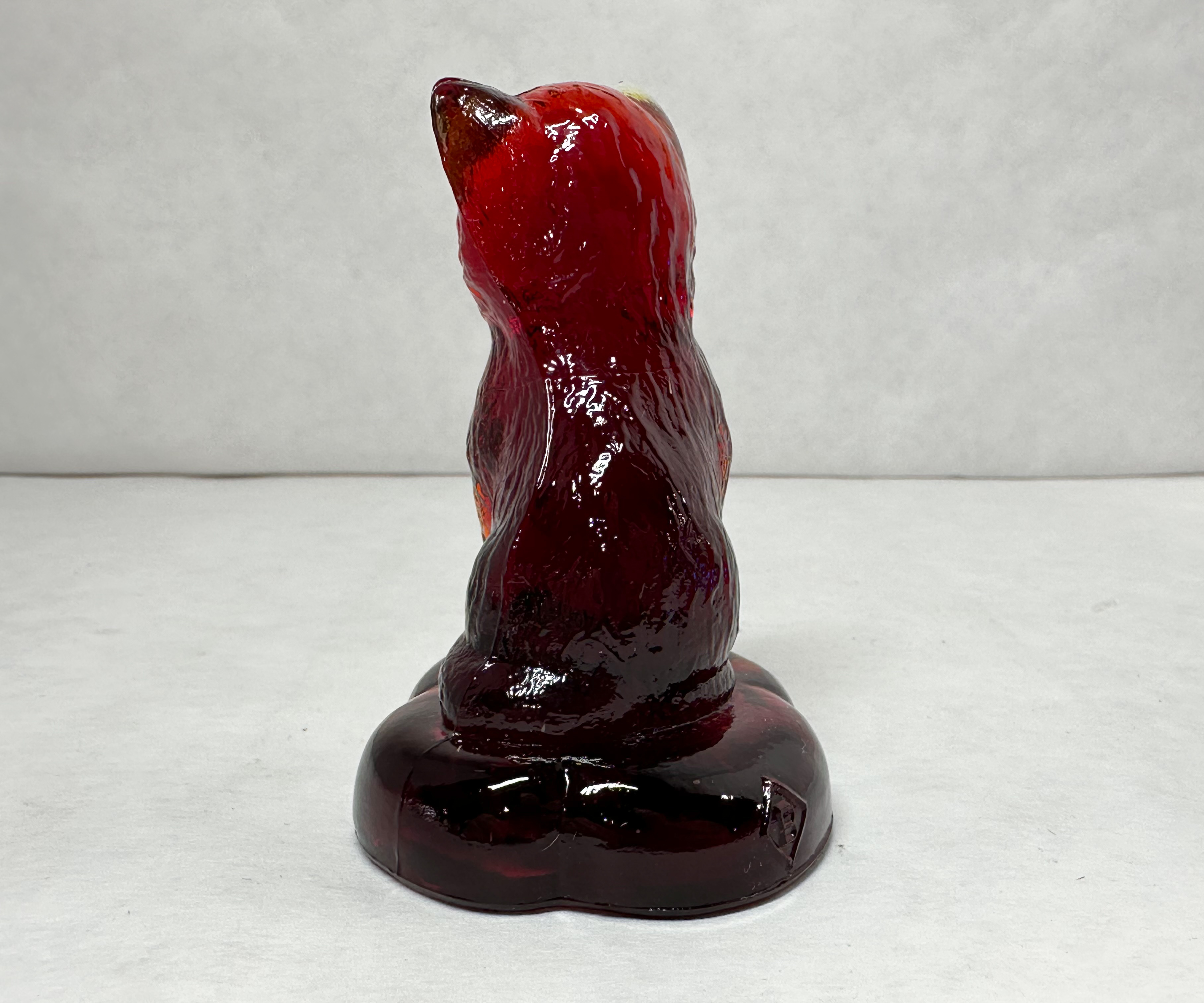 BOYD RUBY GLASS SITTING CAT PILLOW, 1978-1983