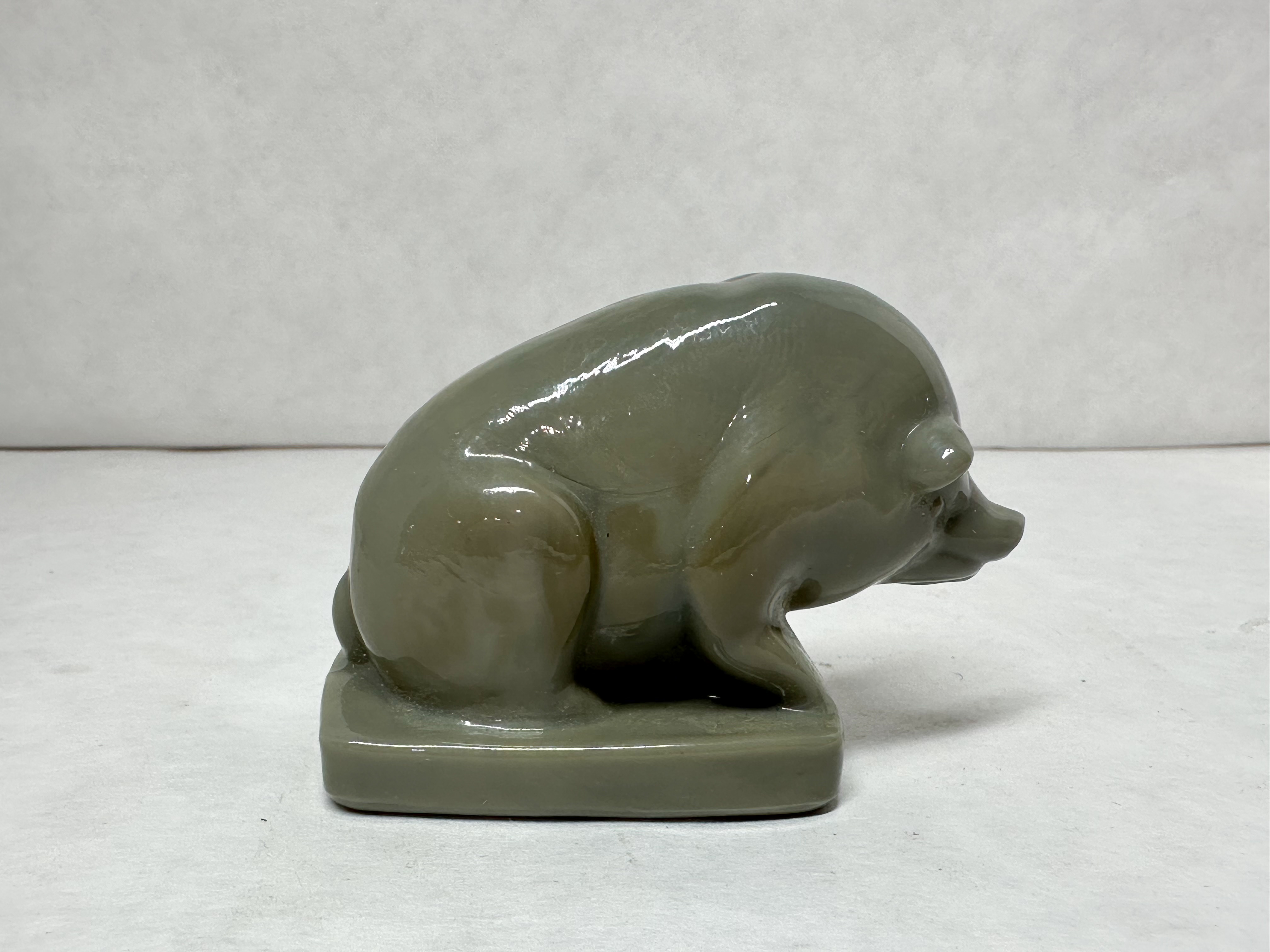 BOYD SUEE THE PIG MARBLED SLAG GLASS