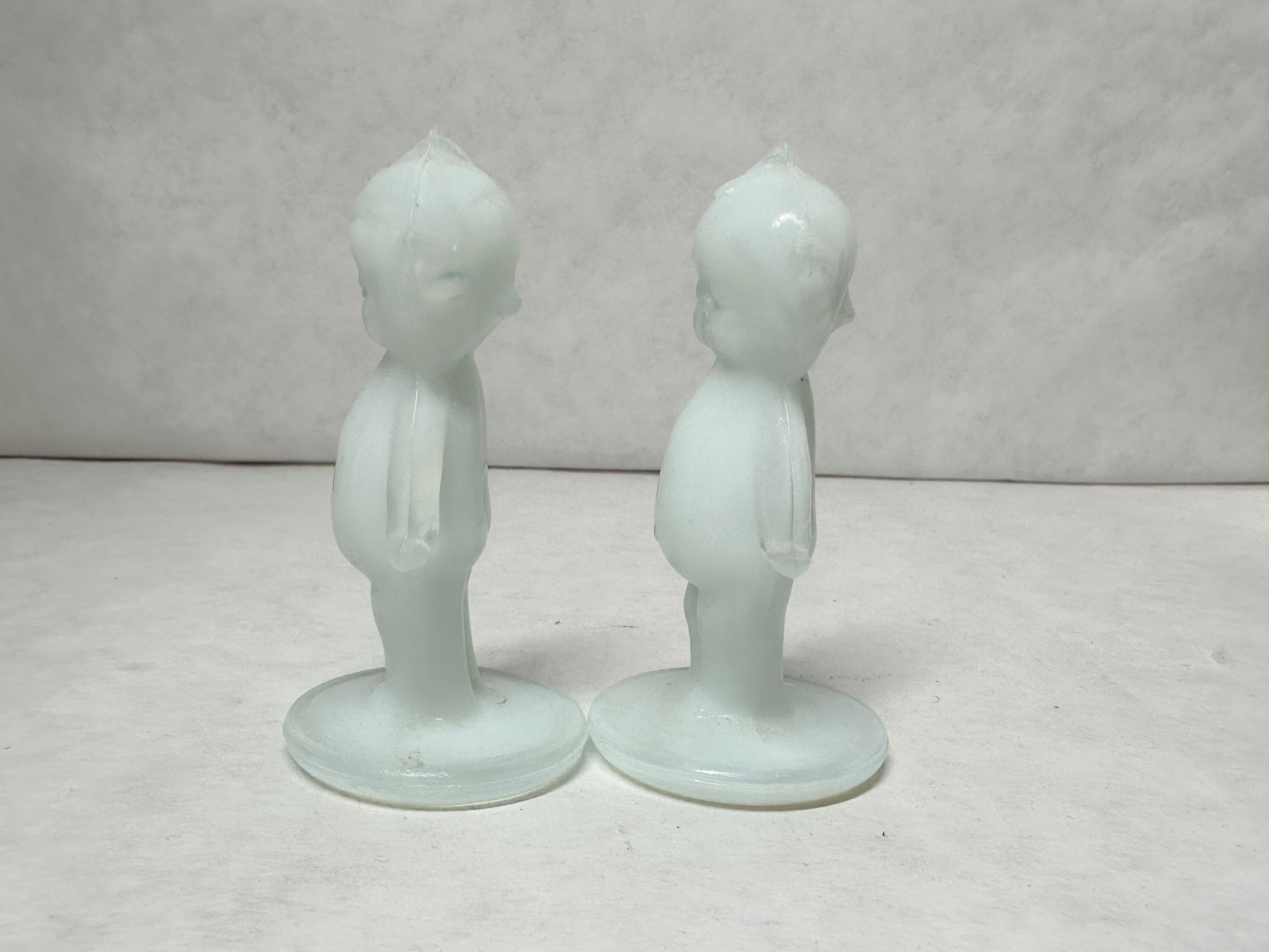 BOYD MARSHMALLOW GLASS KEWPIE PAIR 1997