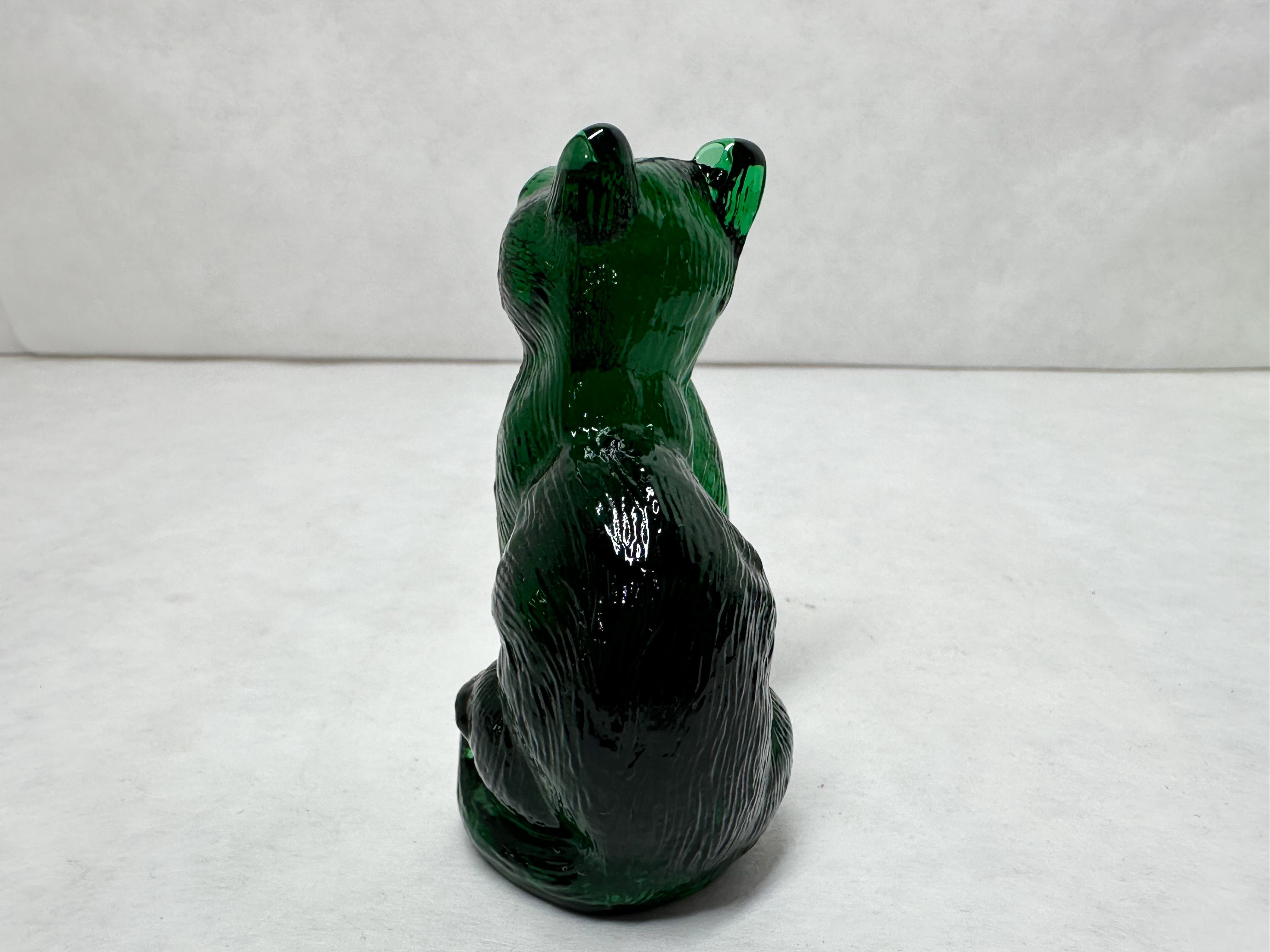 MOSSER SITTING CAT EMERALD GREEN