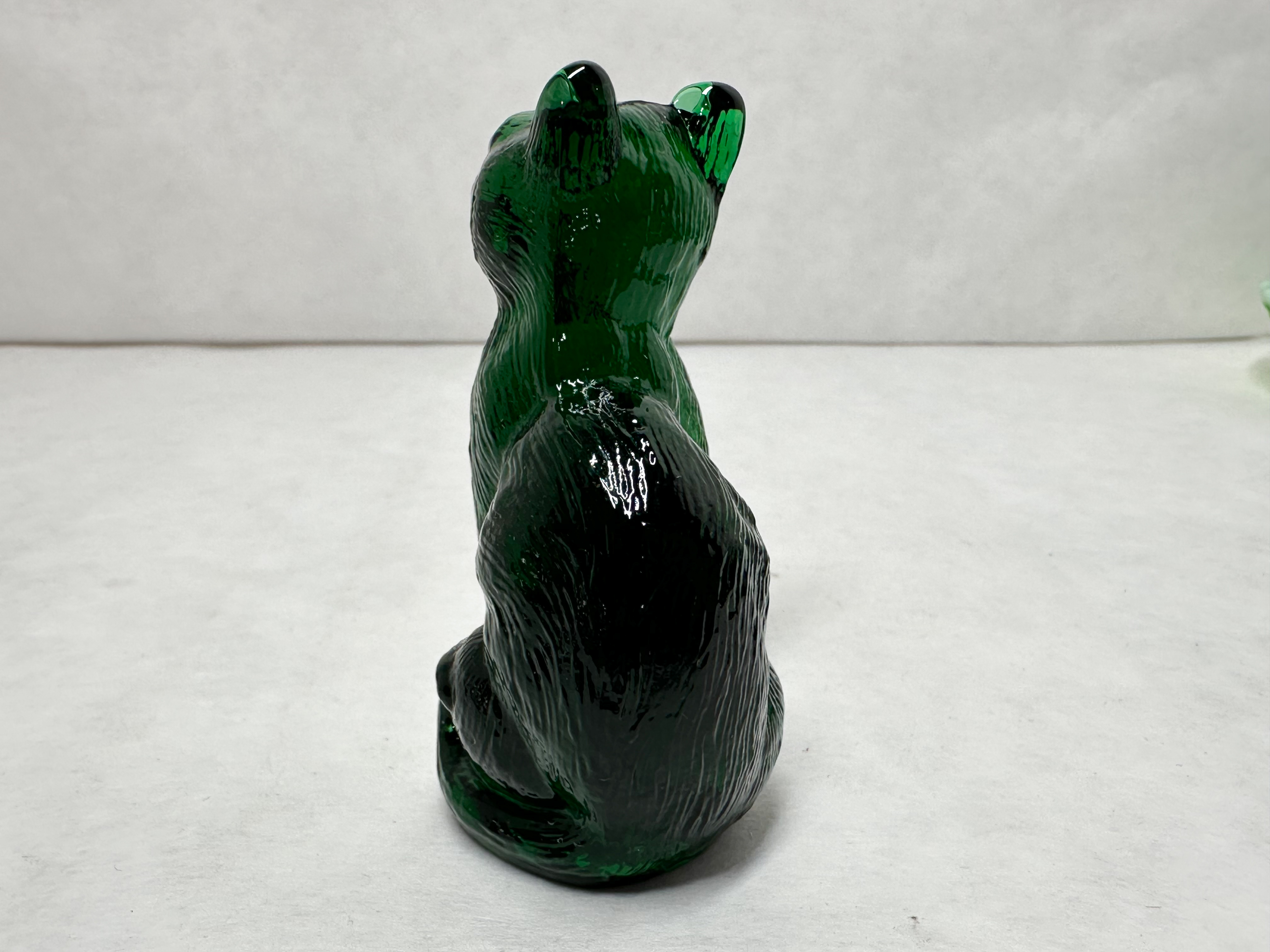 MOSSER SITTING CAT EMERALD GREEN