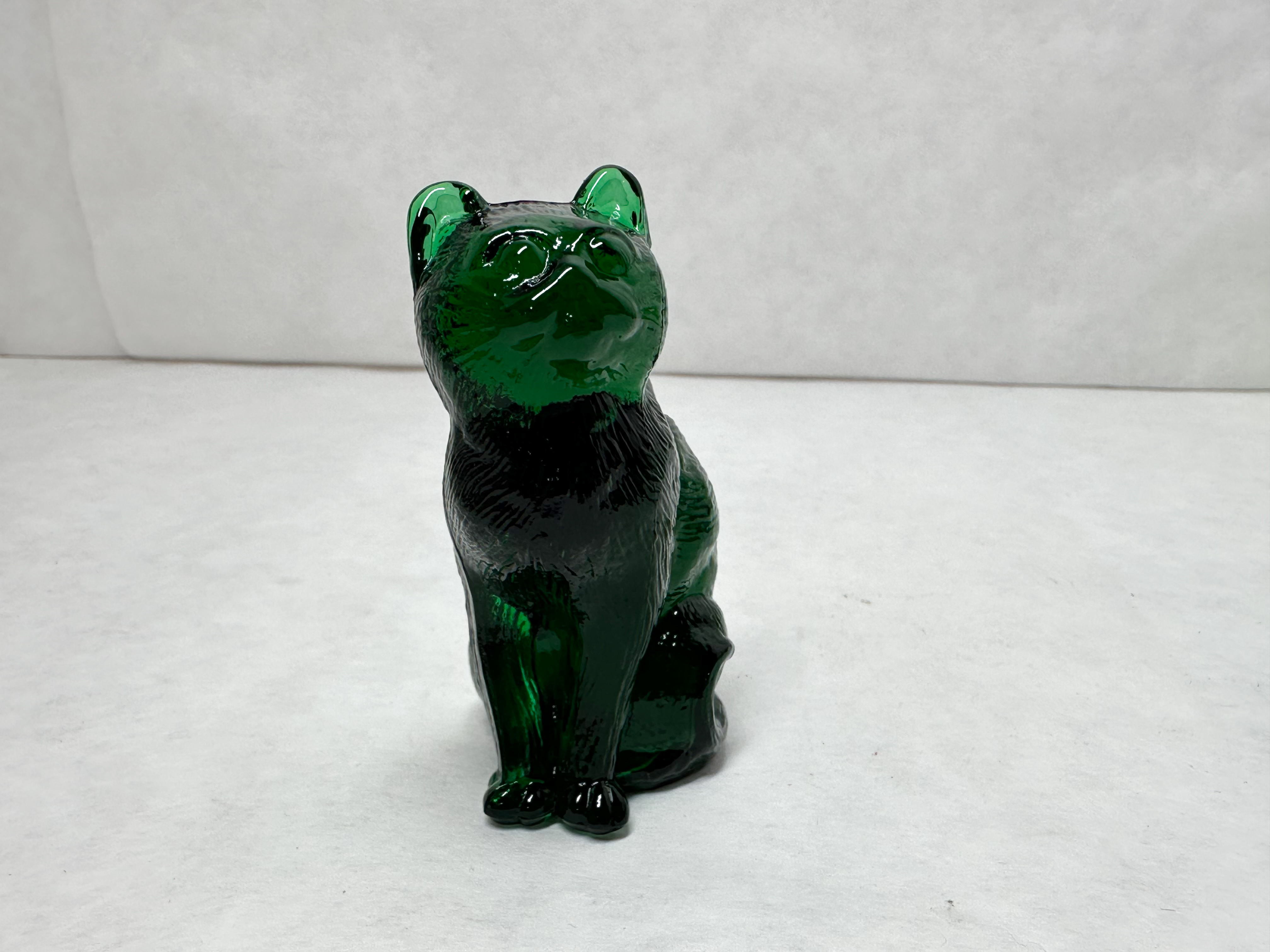 MOSSER SITTING CAT EMERALD GREEN