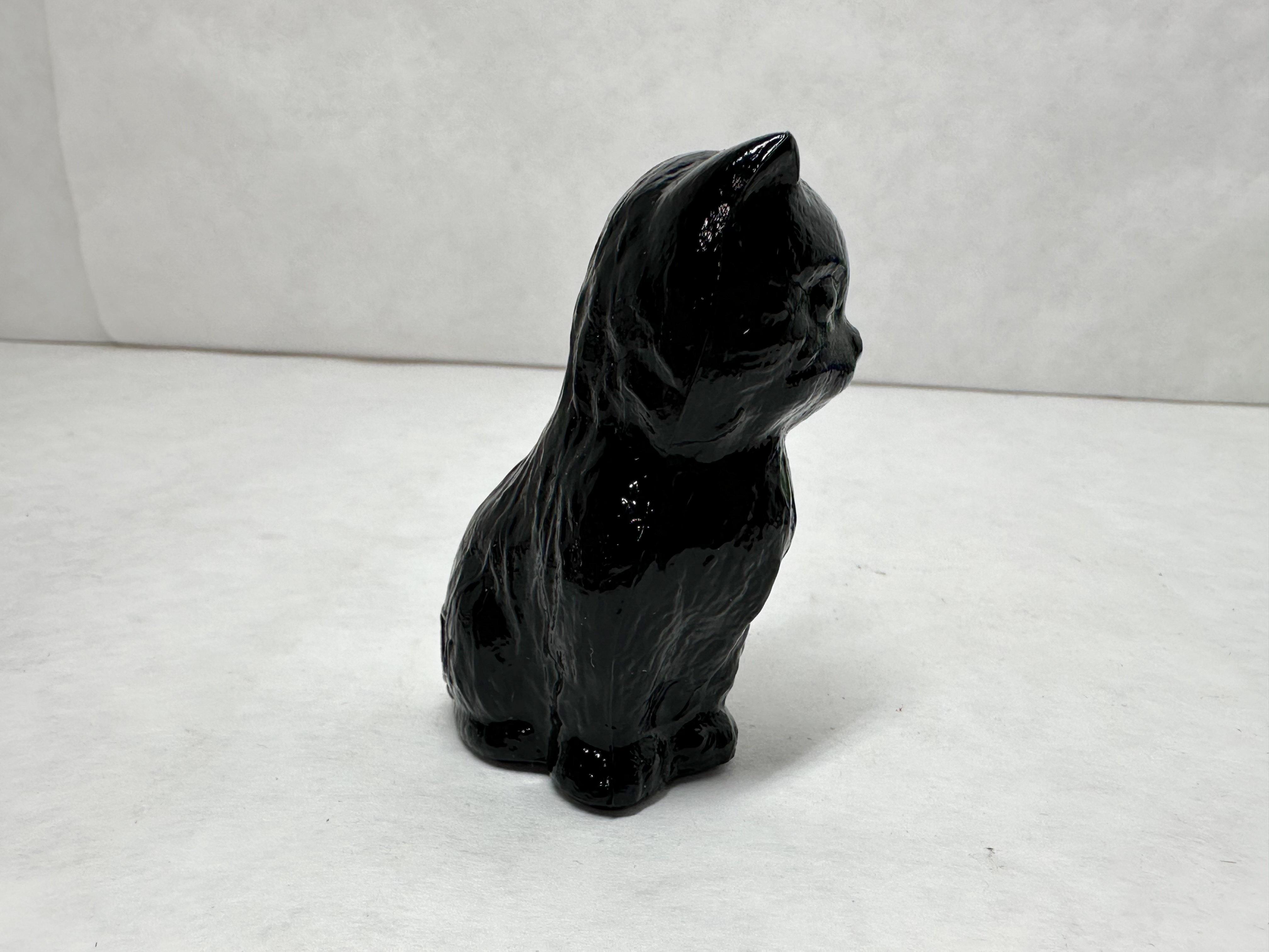 BOYD BLACK GLASS MISS COTTON KITTY
