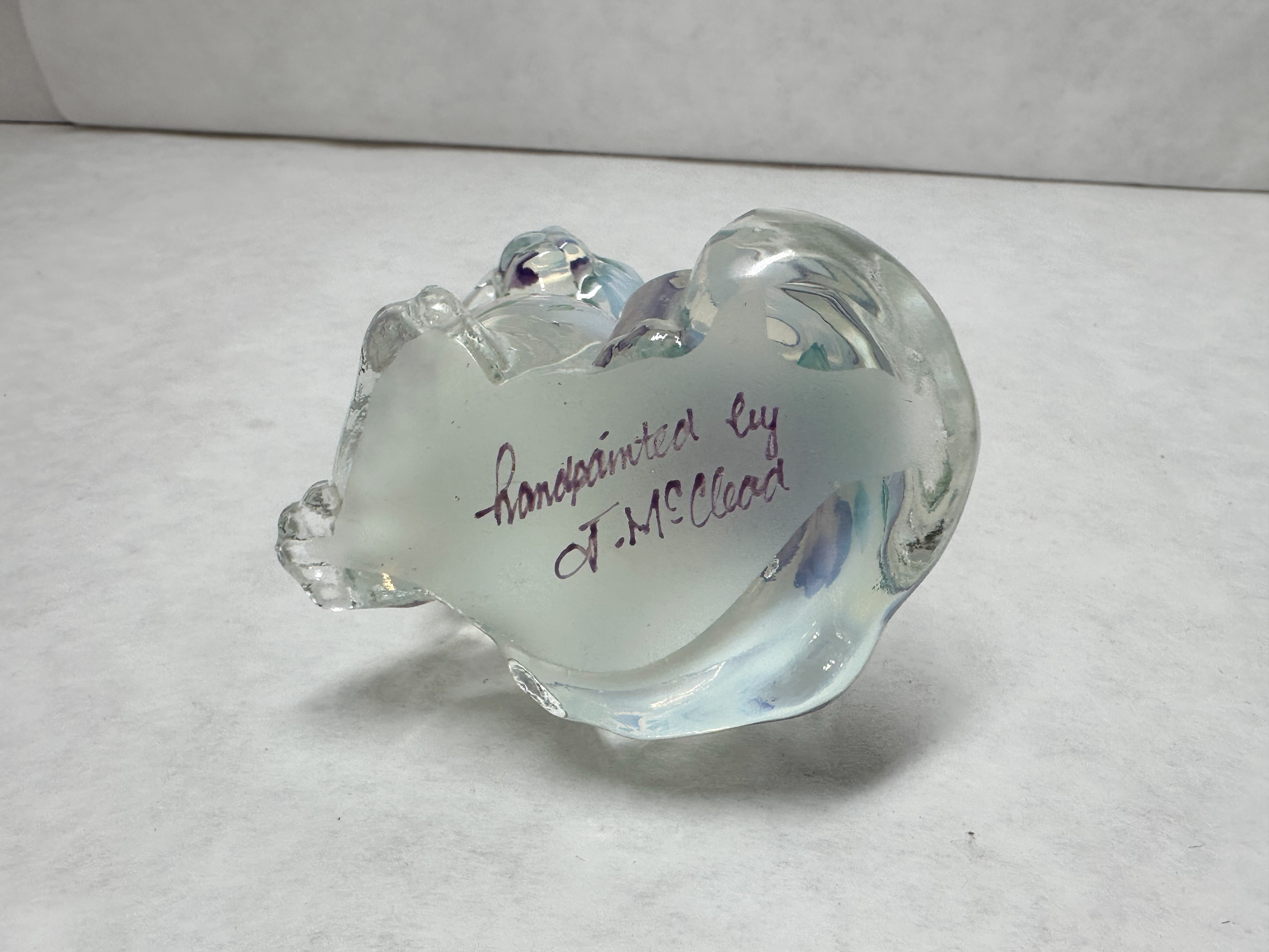 FENTON HAND PAINTED GLASS CAT, 1990S