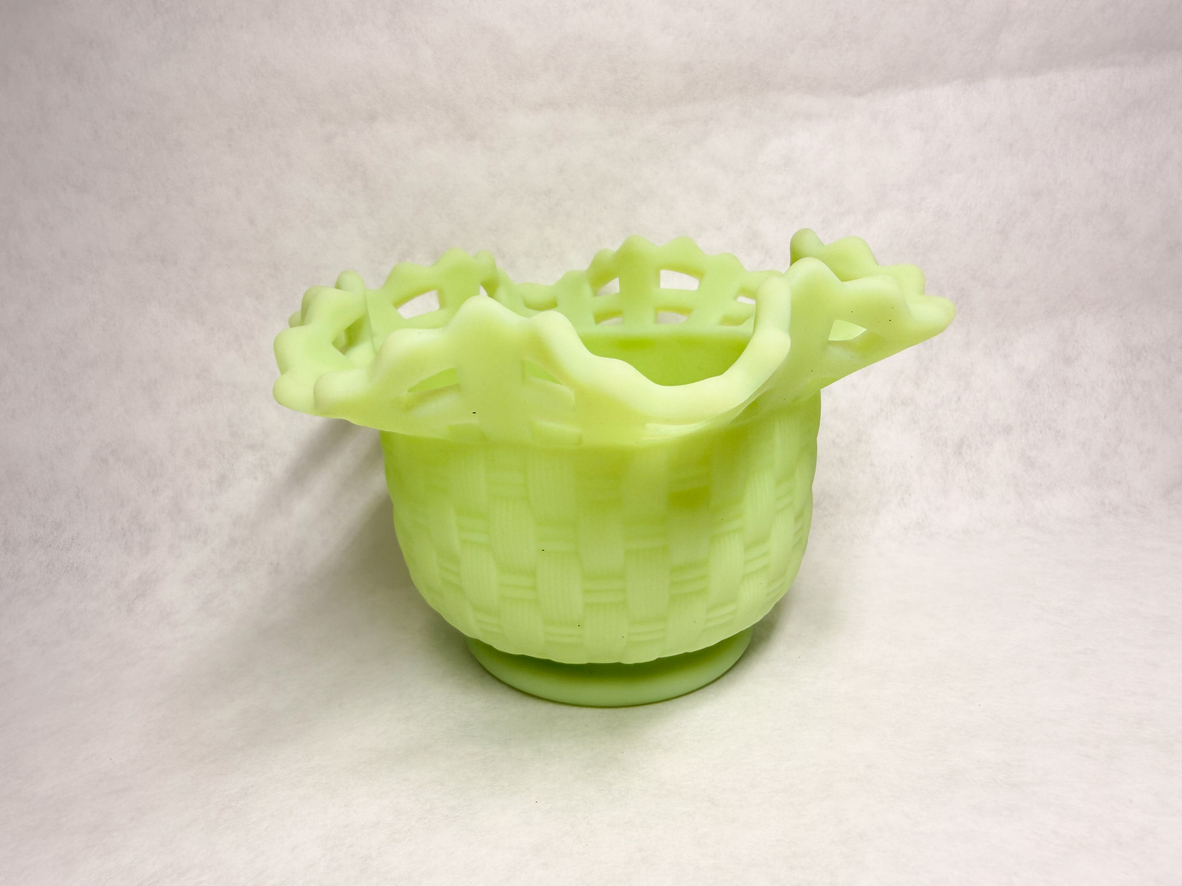 URANIUM CUSTARD GLASS BASKETWEAVE BOWL, 1950s
