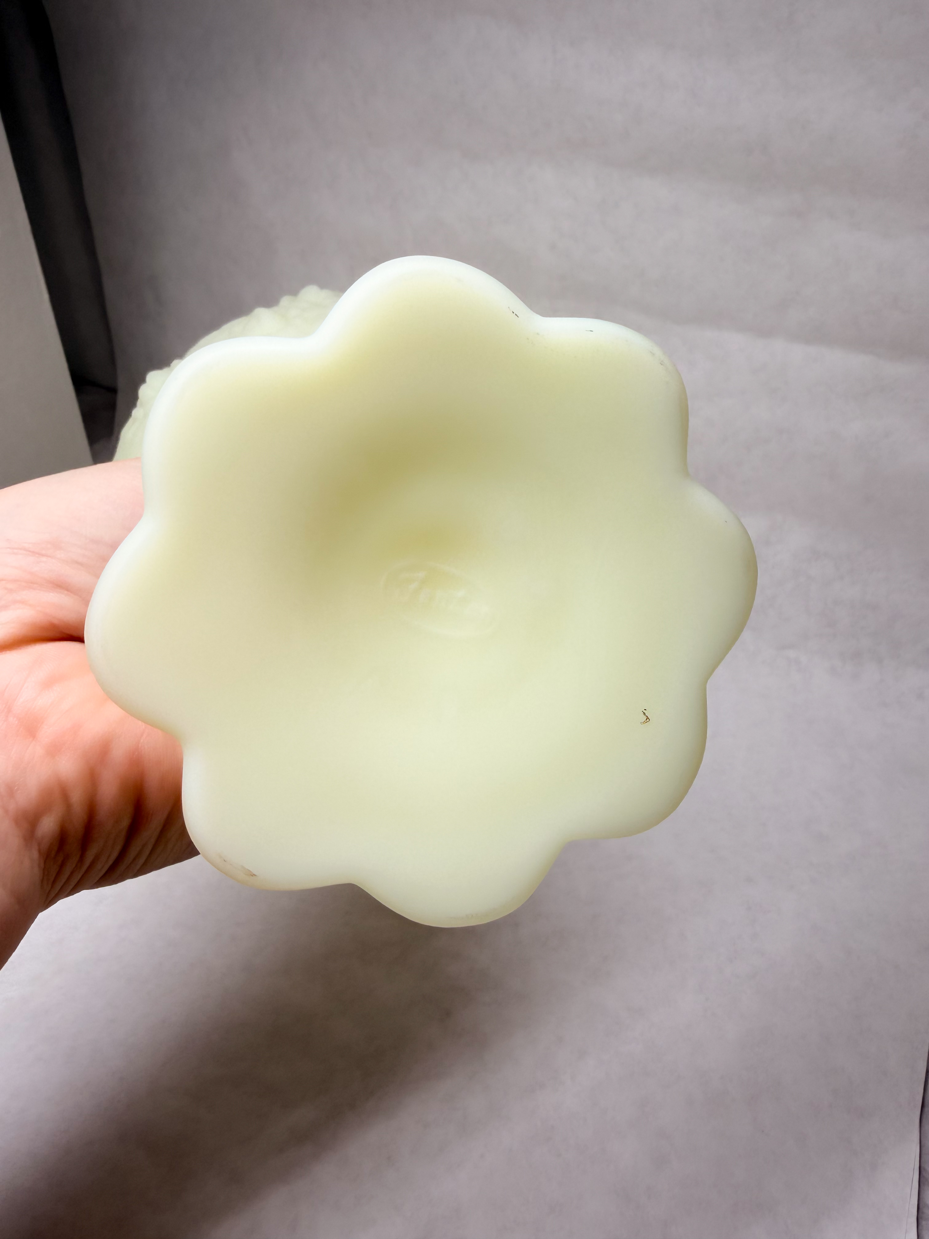 FENTON CUSTARD URANIUM GLASS COMPOTE, 1970S