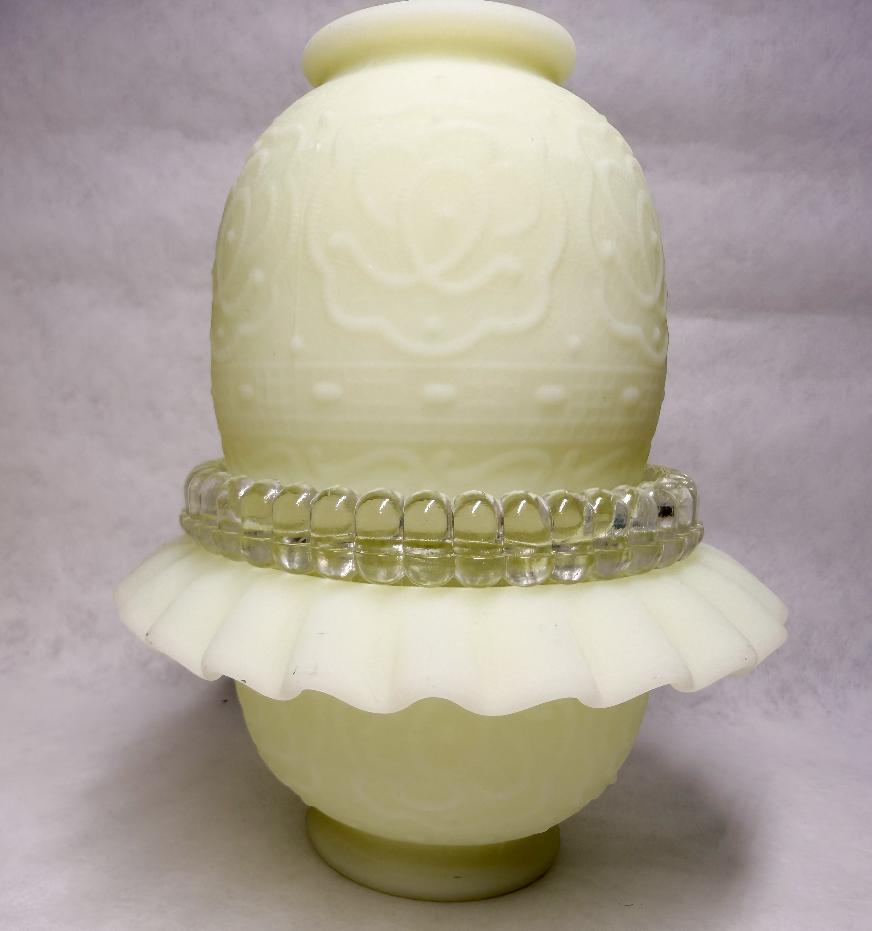 FENTON CUSTARD FAIRY LAMP, 1970S