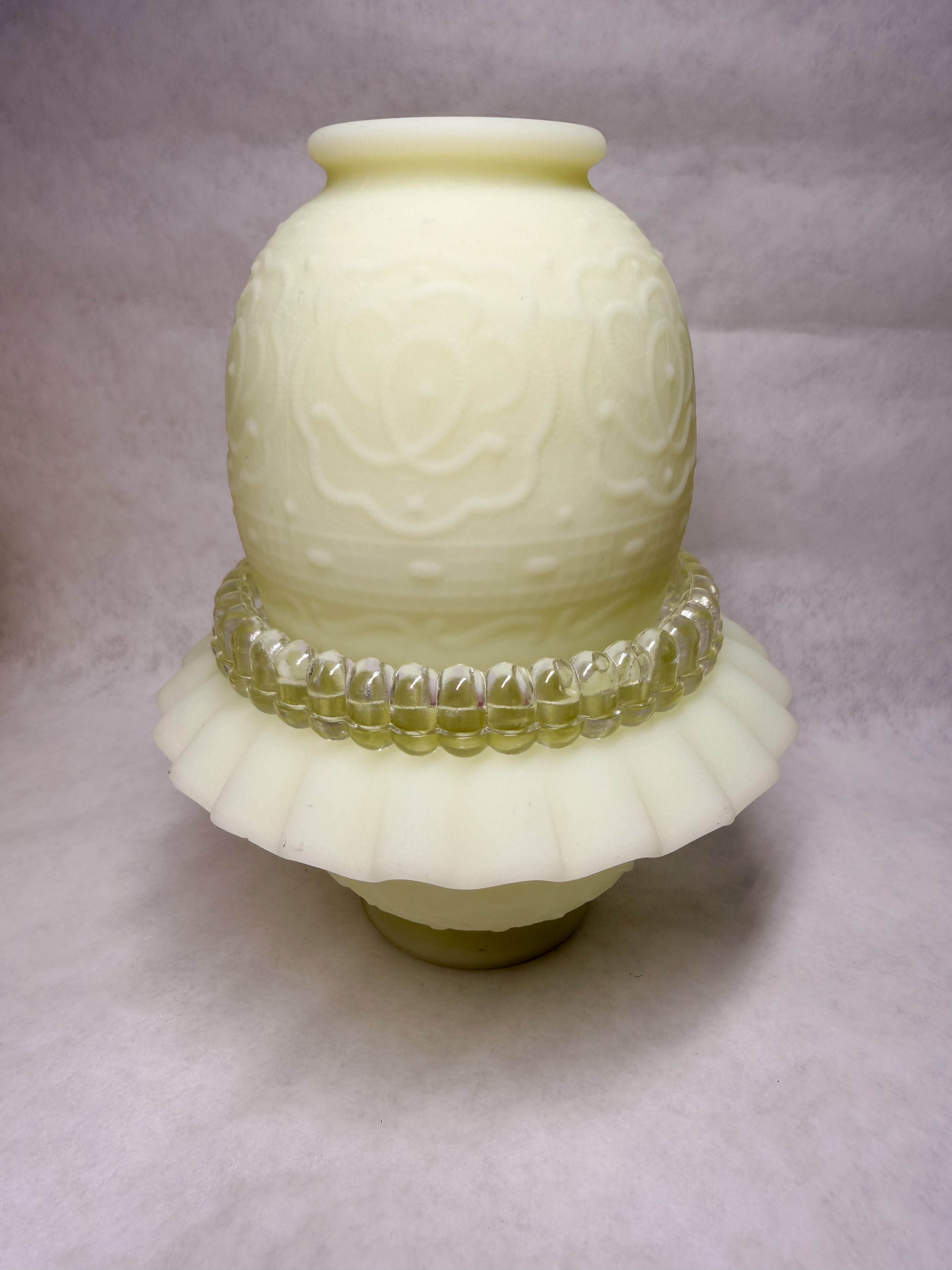 FENTON CUSTARD FAIRY LAMP, 1970S