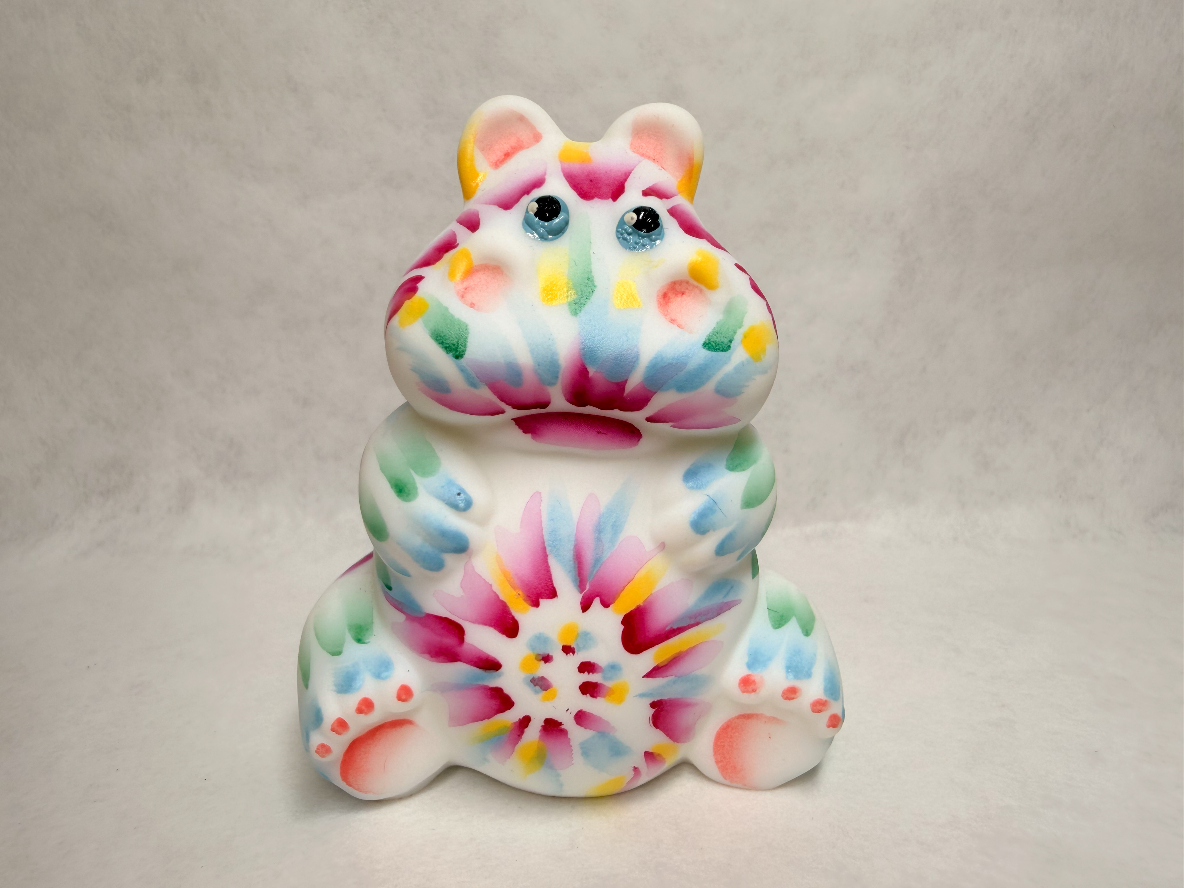 JK SPINDLER FENTON TIE DIE HIPPO 44/100