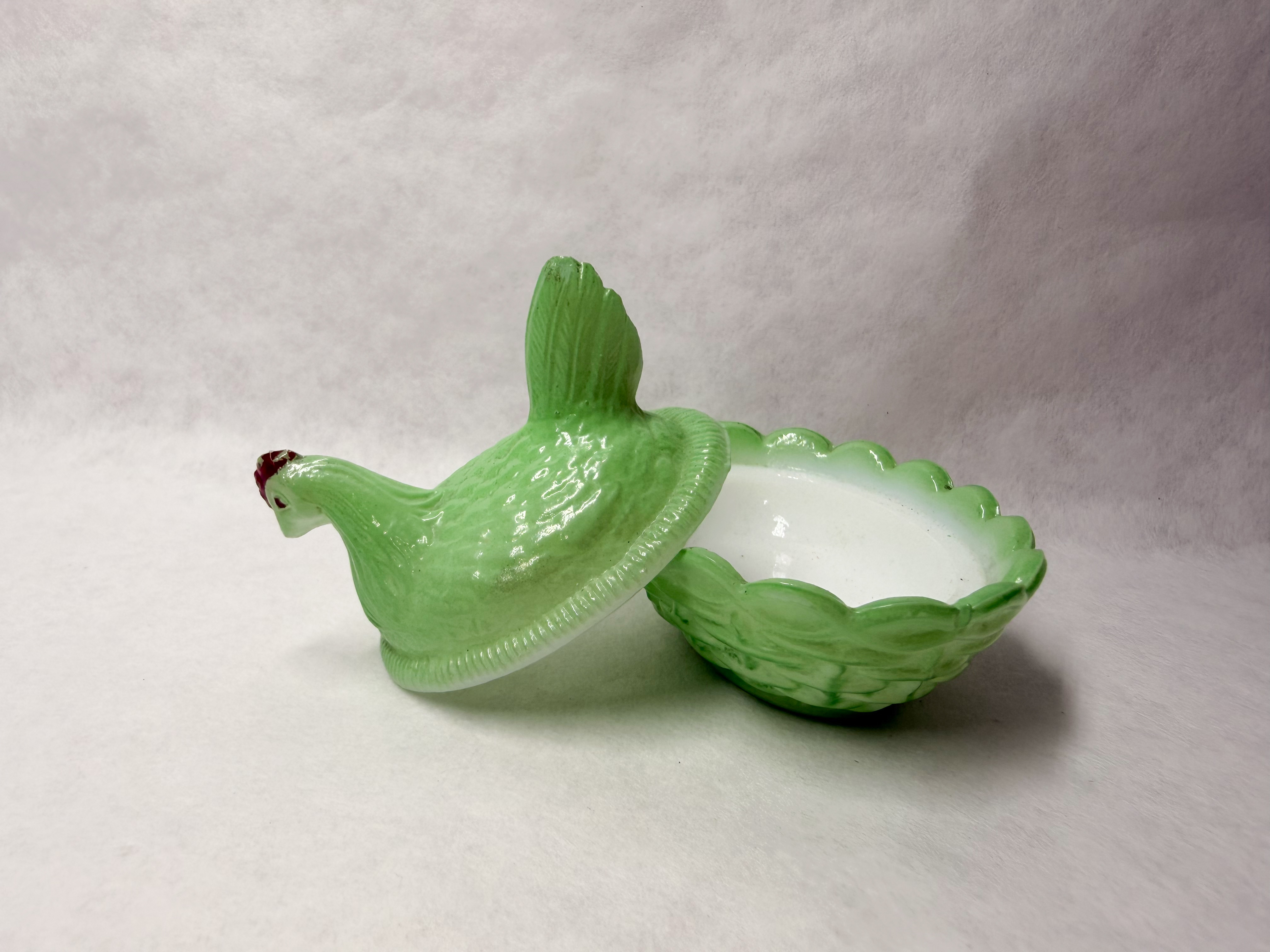 GREEN PRESSED GLASS HEN ON NEST
