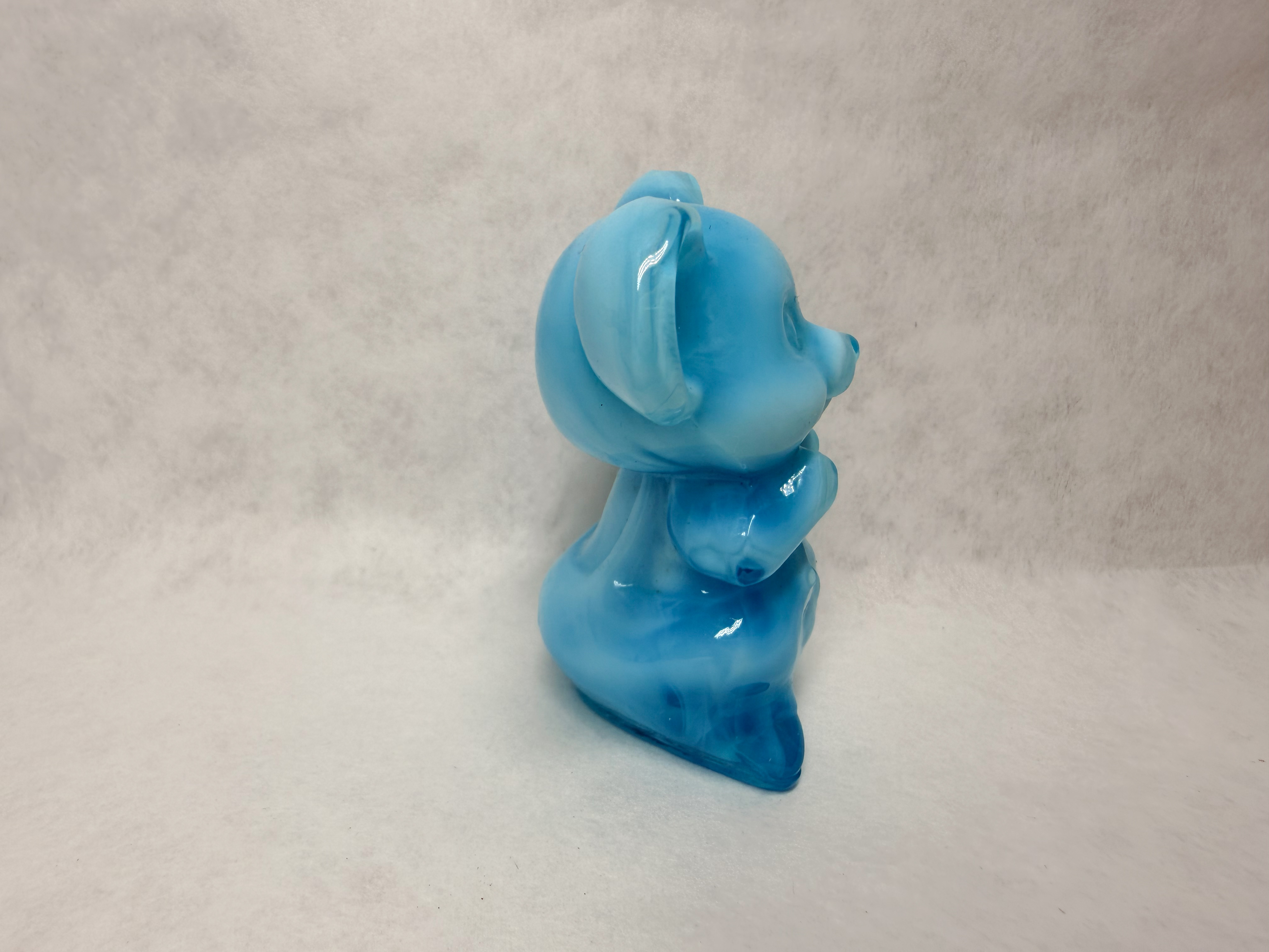 BOYD BLUE SLAG GLASS MOUSE