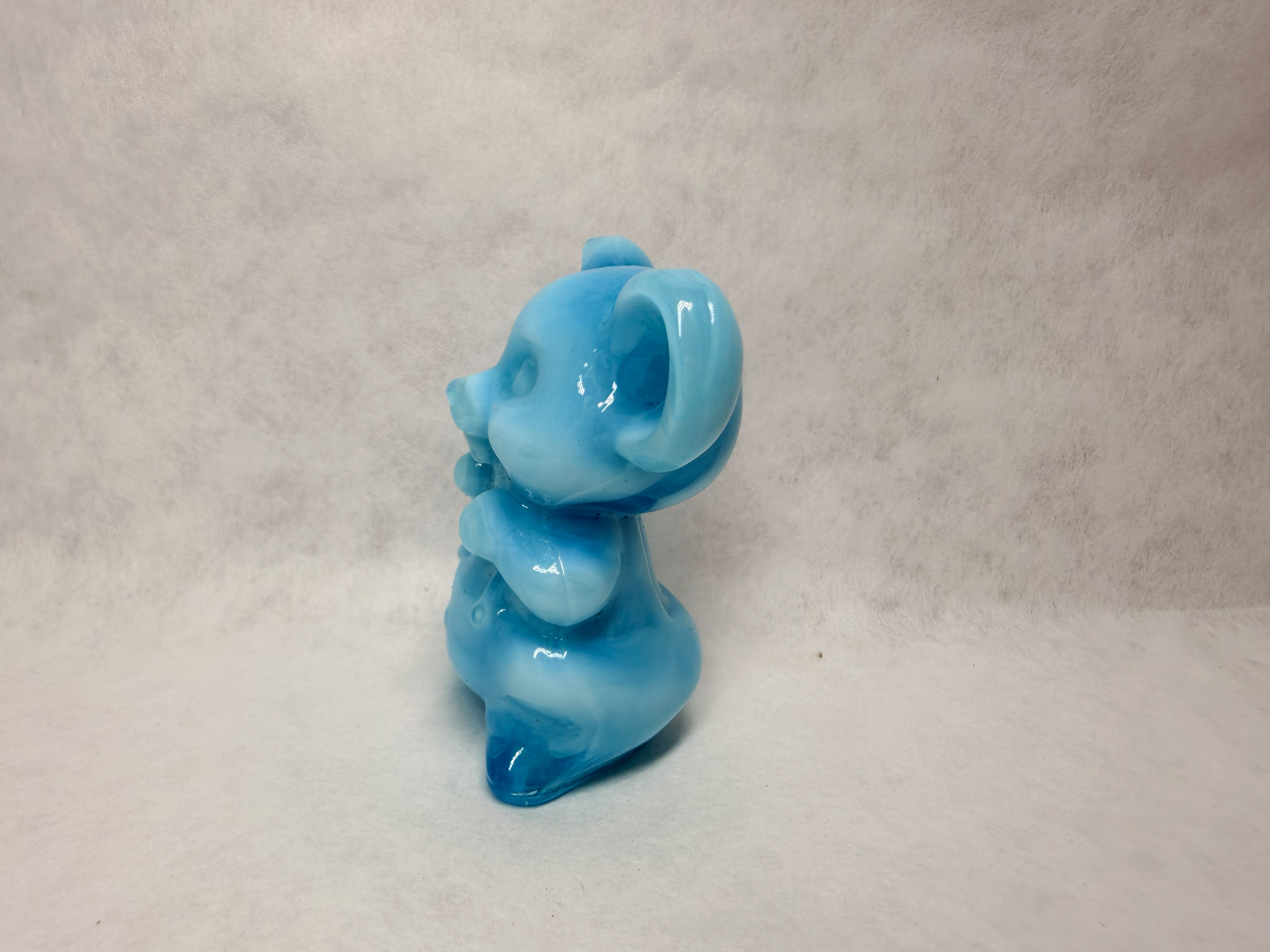 BOYD BLUE SLAG GLASS MOUSE