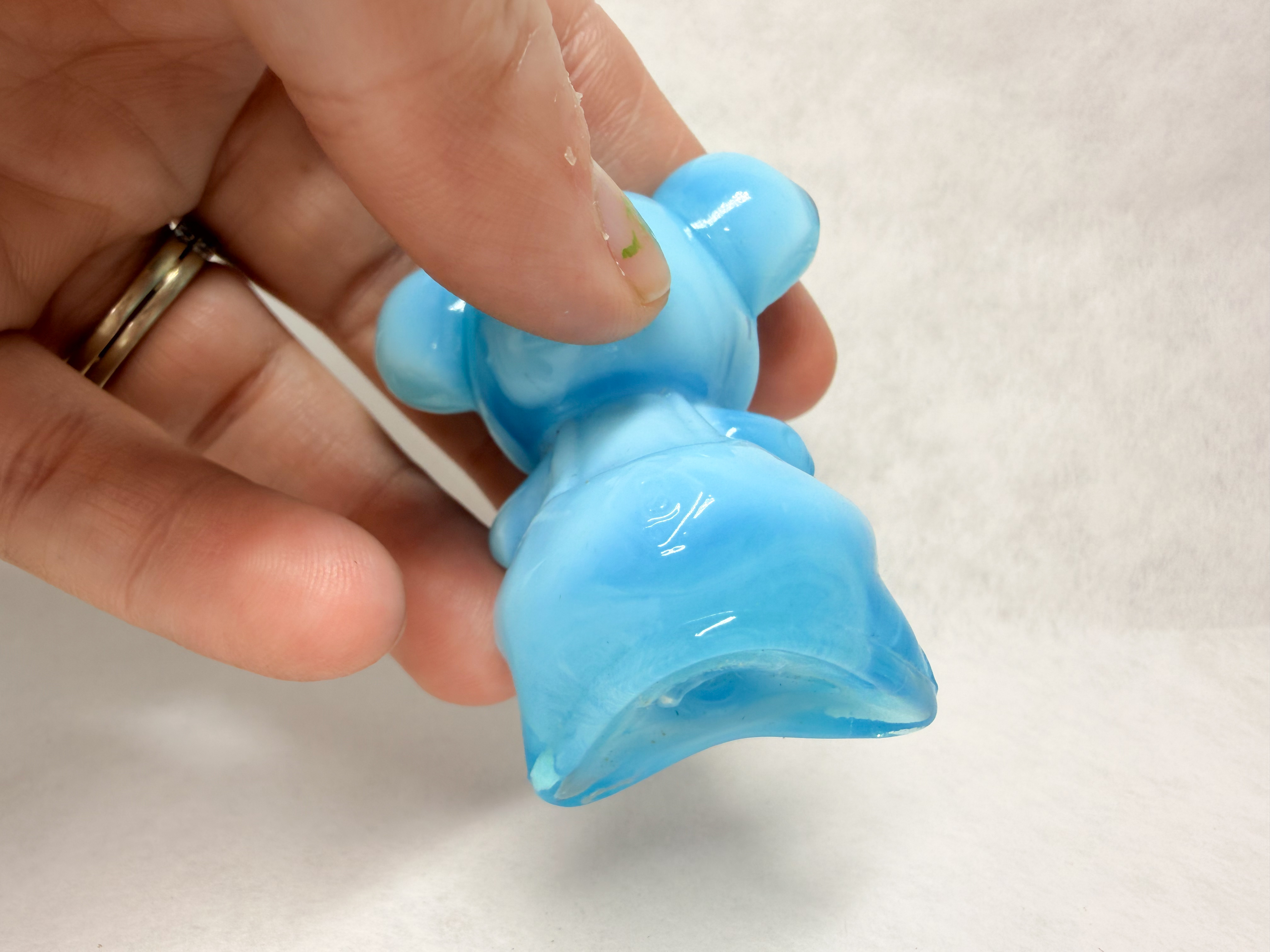 BOYD BLUE SLAG GLASS MOUSE