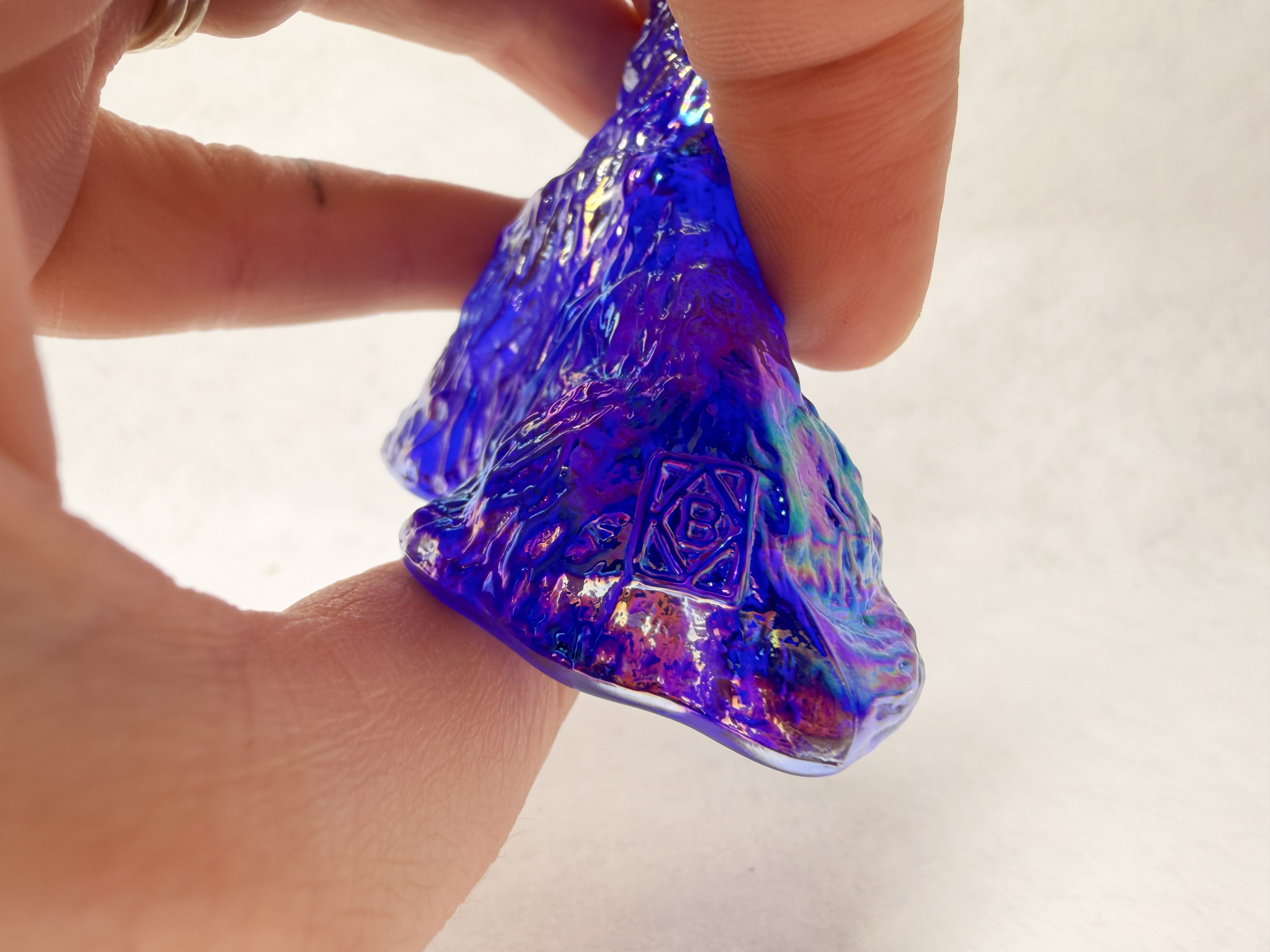 BOYD'S IRIDESCENT COBALT GLASS SCOTTIE 1988-1993