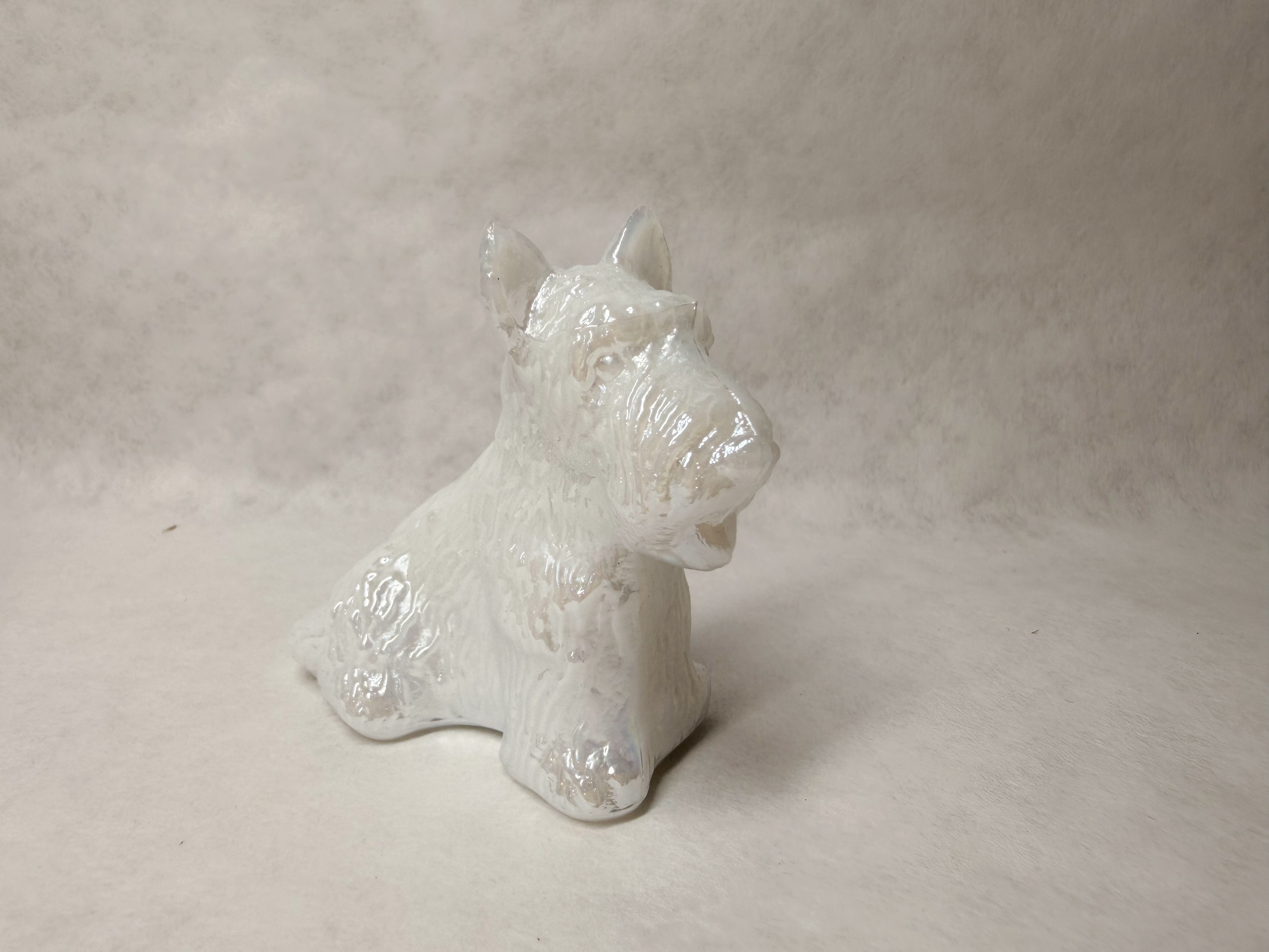 BOYD IRIDESCENT MILK GLASS SCOTTIE, 1970