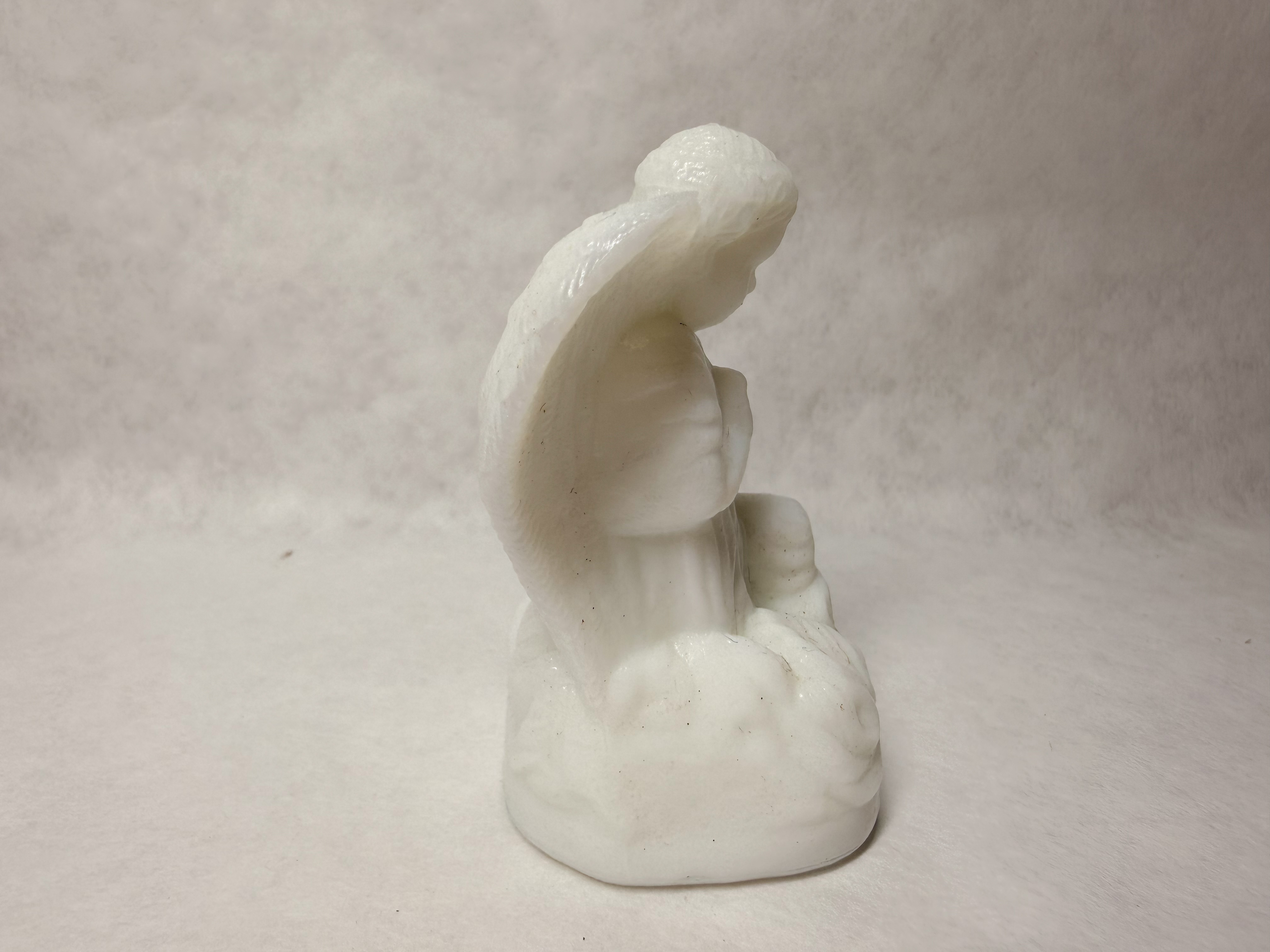 BOYD WHITE MILK GLASS PRAYING ANGEL