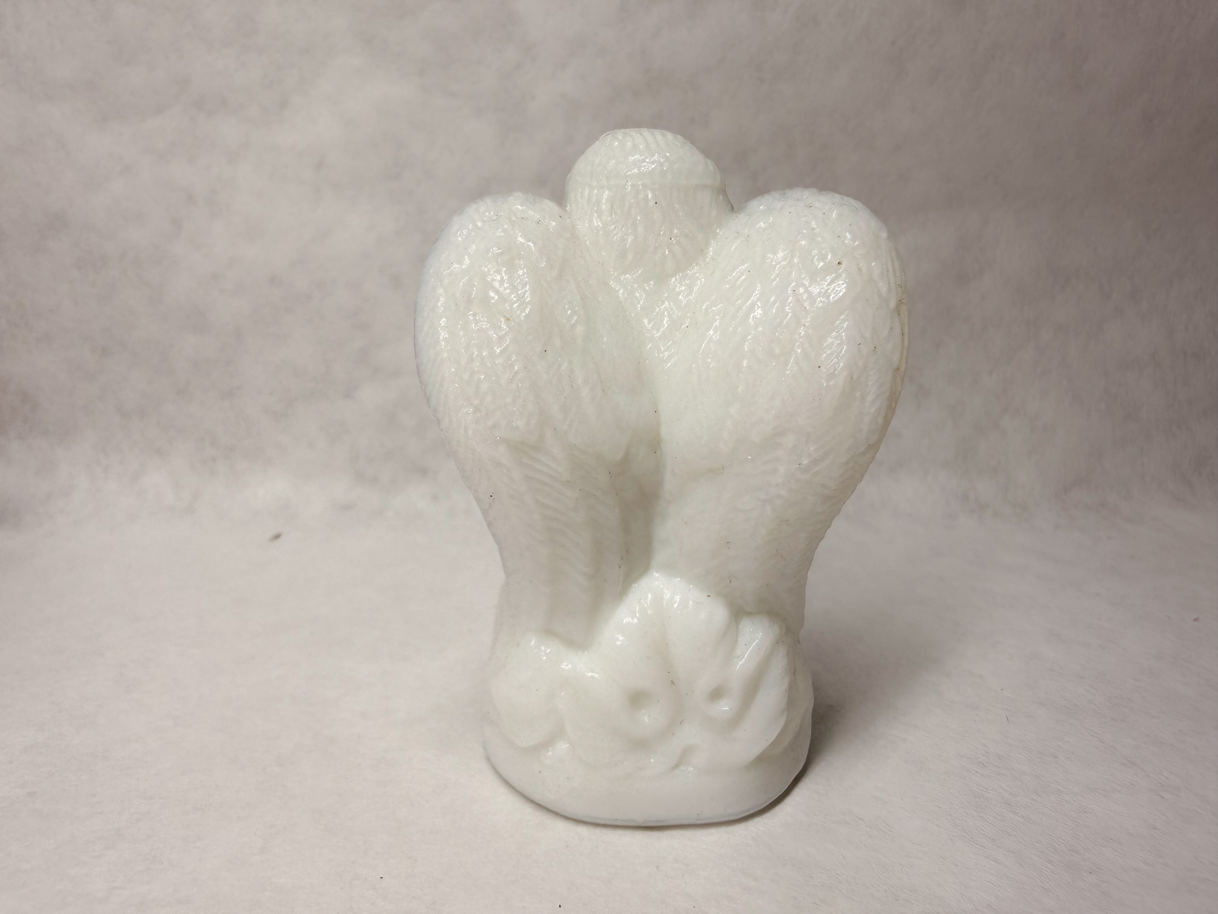 BOYD WHITE MILK GLASS PRAYING ANGEL