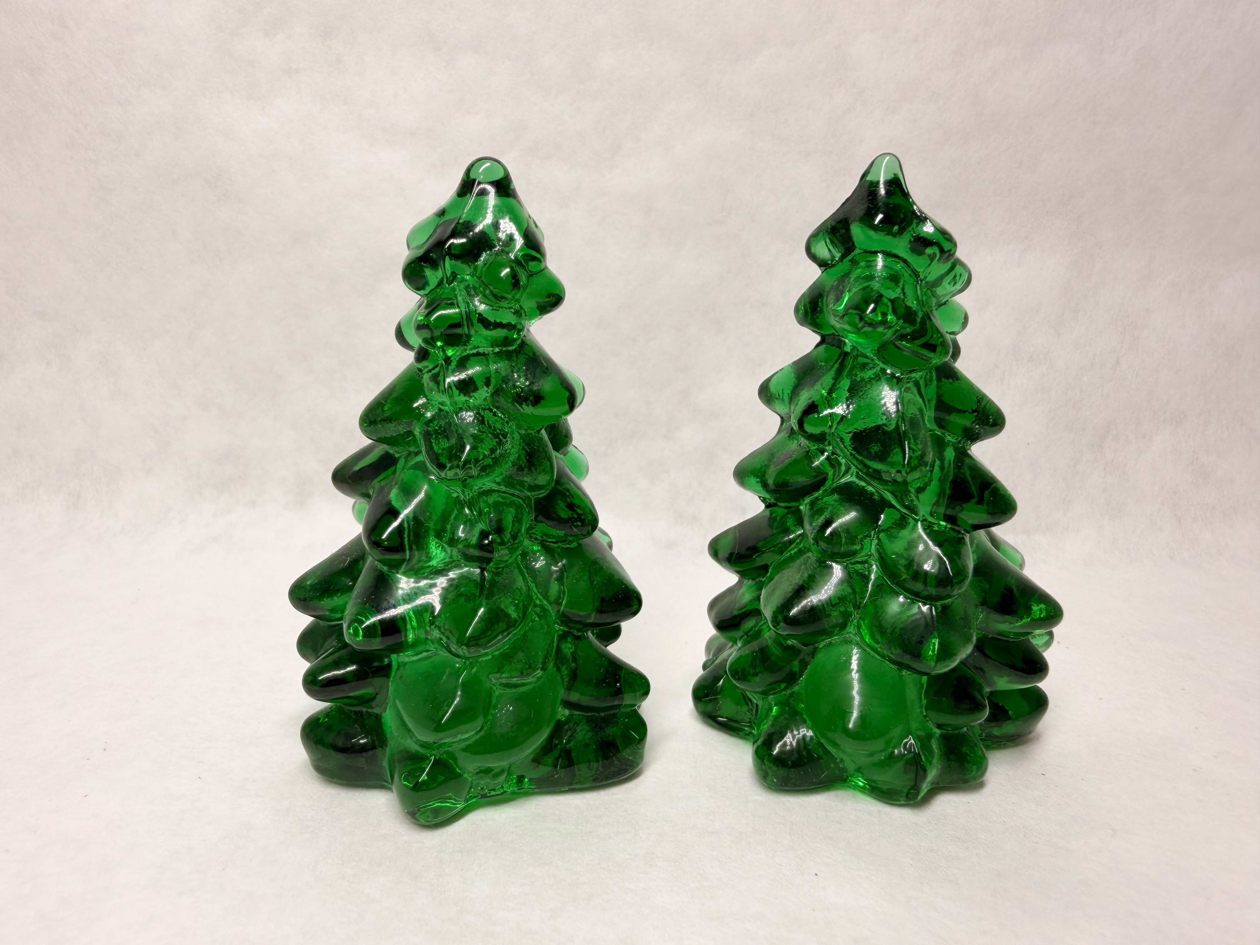 MOSSER MINI EMERALD CHRISTMAS TREES