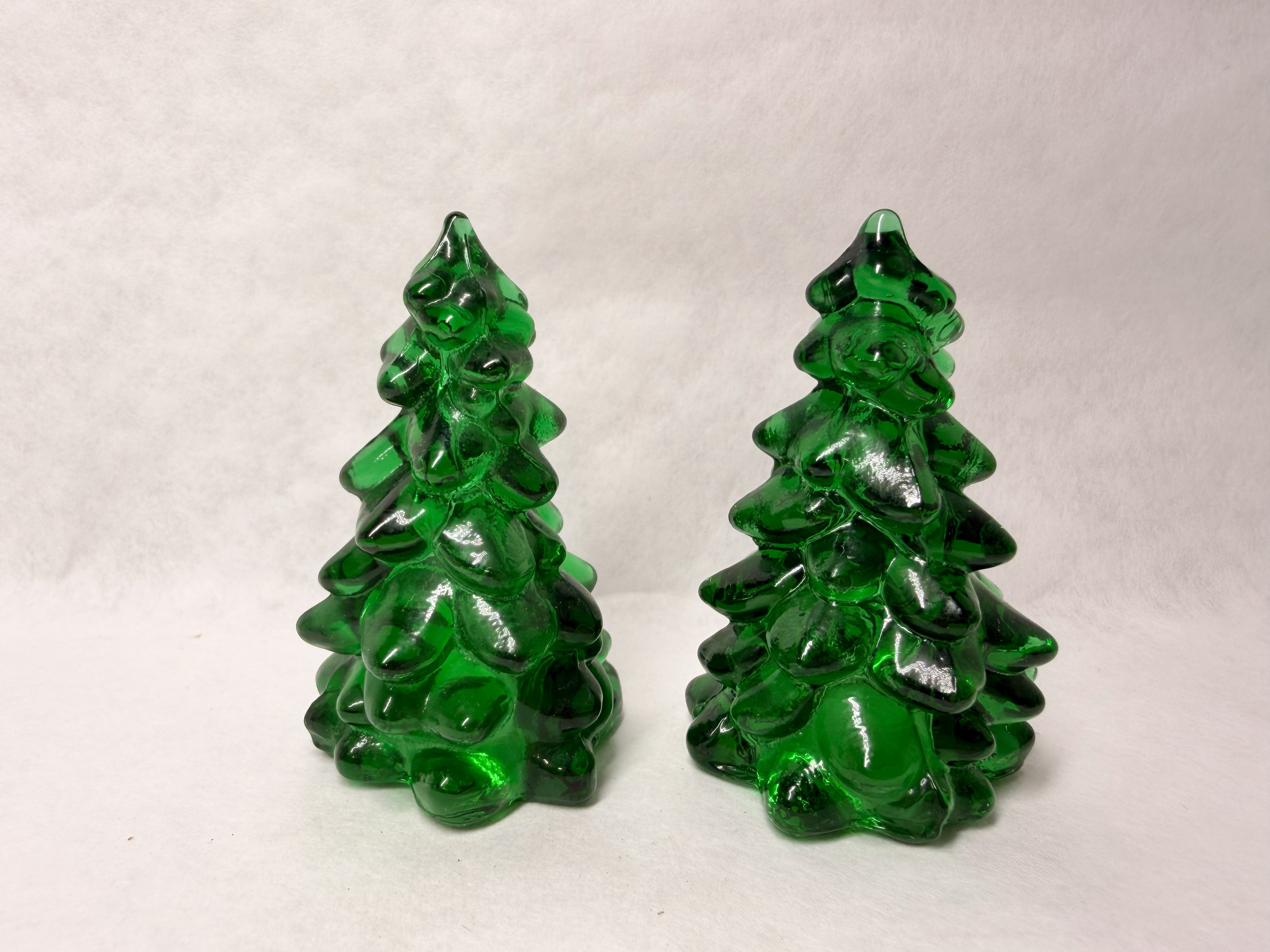 MOSSER MINI GREEN GLASS TREES