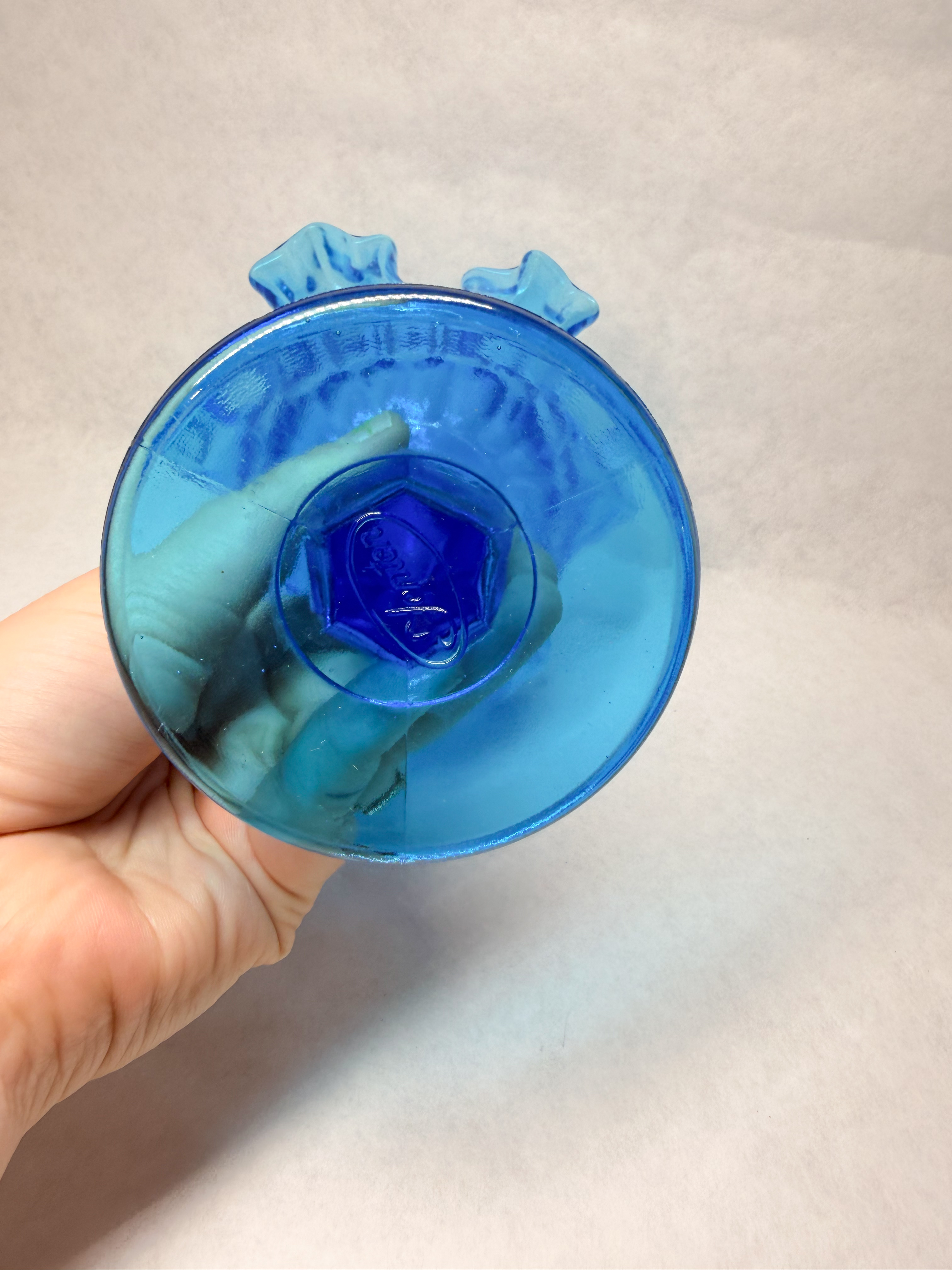 FENTON COLONIAL BLUE GLASS COMPOTE CIRCA 1970