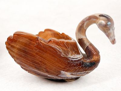 IMPERIAL SLAG GLASS SWAN BOWL, CIRCA 1951-1972. Imperial Glass Corporation caramel slag swan 