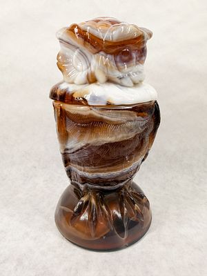 IMPERIAL CARAMEL SLAG GLASS OWL JAR. Lidded figural jar in the form of an owl, crafted from 