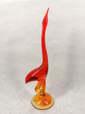 MCM VIKING EGRET BIRD AMBERINA. A tall, stylized art glass bird figurine featuring a transparent 