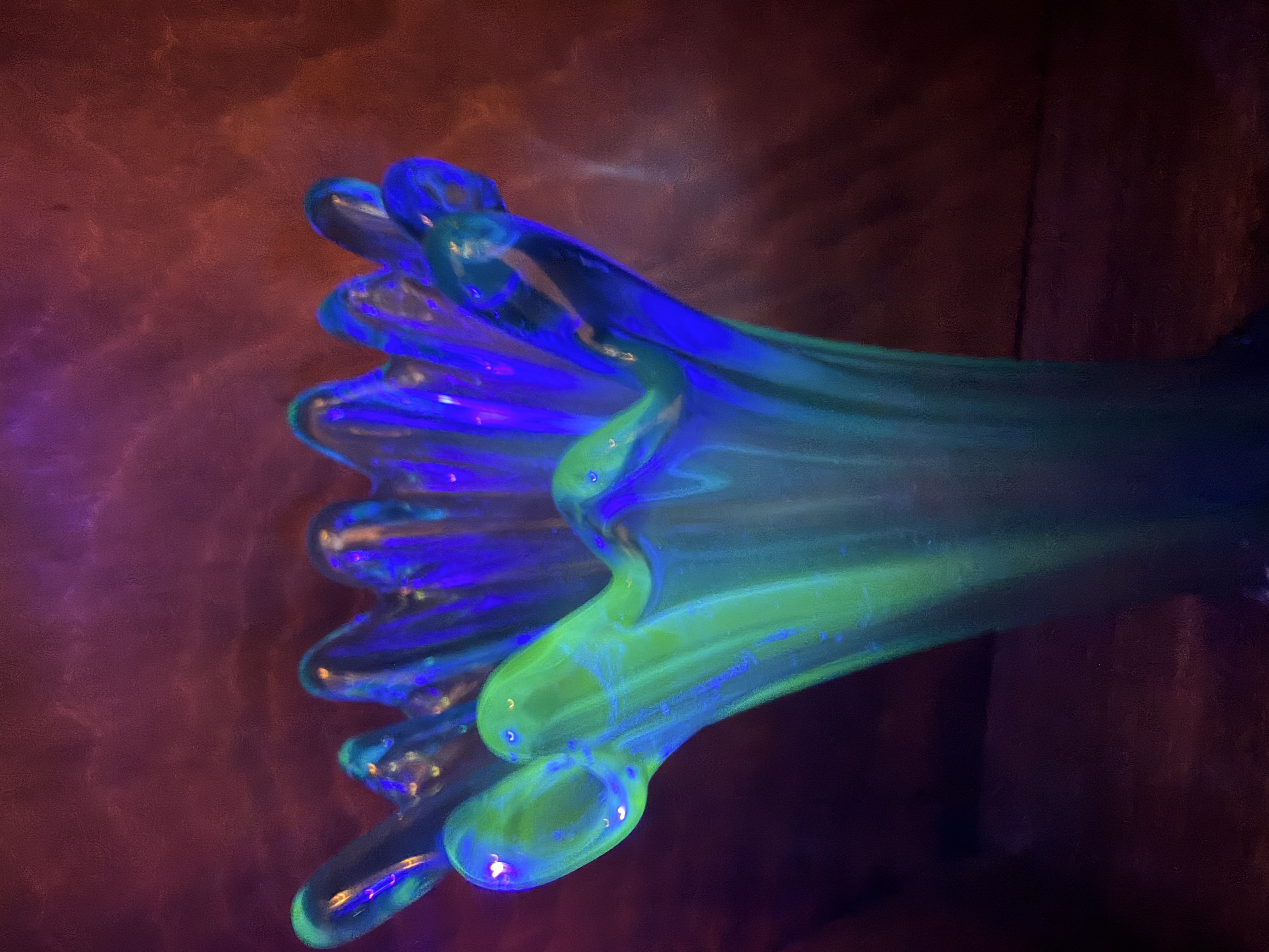 BLUE TRANSLUCENT SWUNG VASE