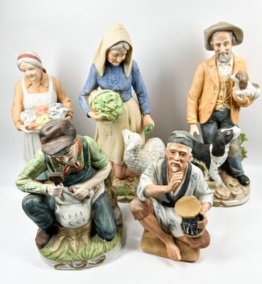 FOURTEEN HUMMEL AND PORCELAIN VINTAGE FIGURINES. A collection of fourteen hand-painted bisque 